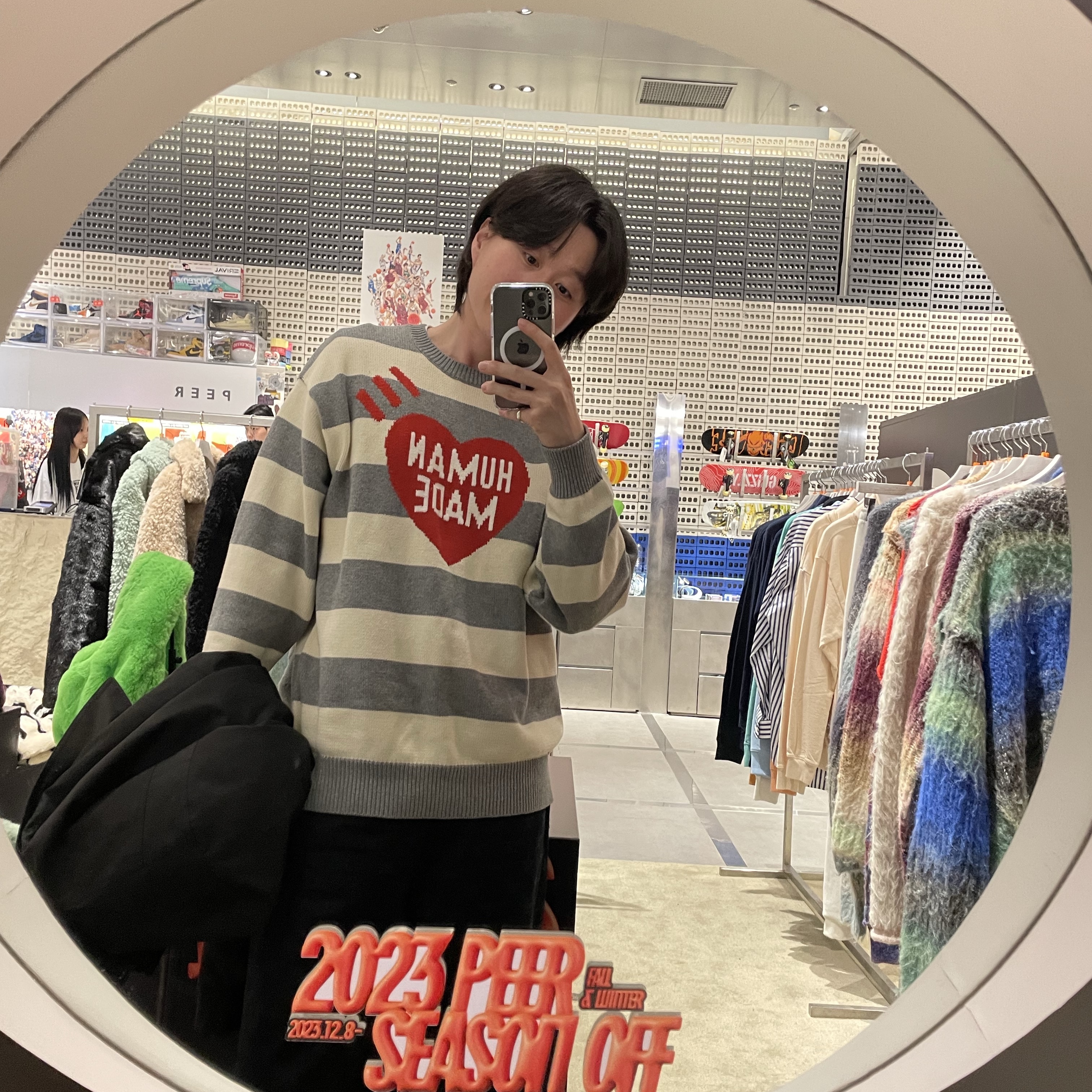 Human Made Striped Heart Knit Sweater Gray, Haleine Padded 3D Detail Short Jacket Black 착용 스타일 - 3