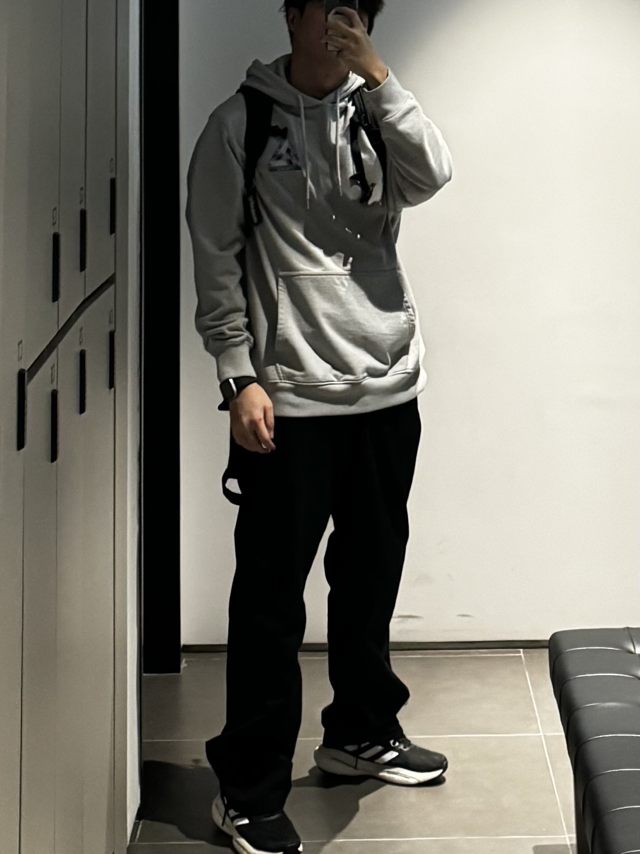 Palace Tri-Chrome Hood Grey Marl - 21SS 착용 스타일