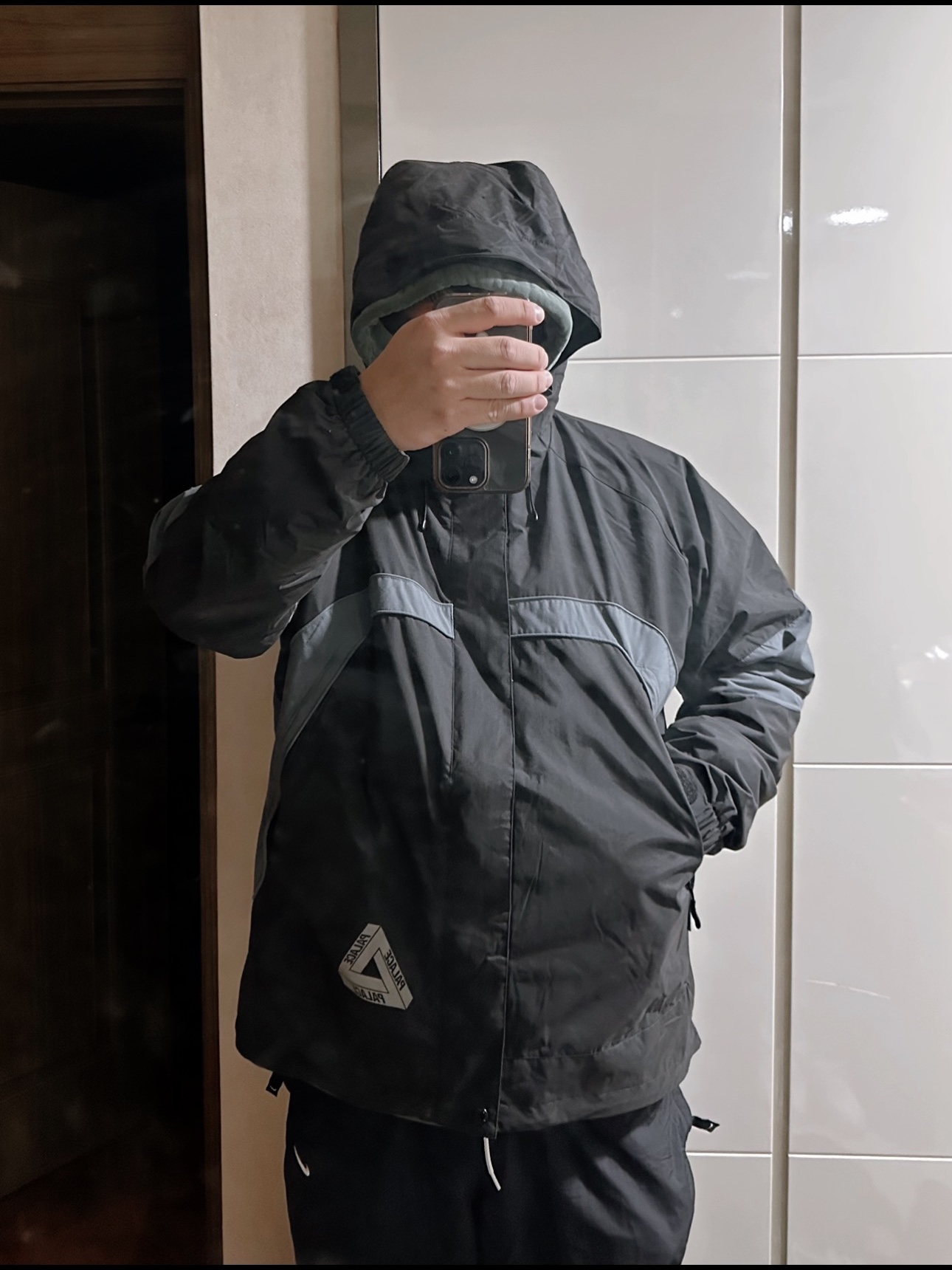 Palace Border Jacket Black - 23FW 착용 스타일 - 2