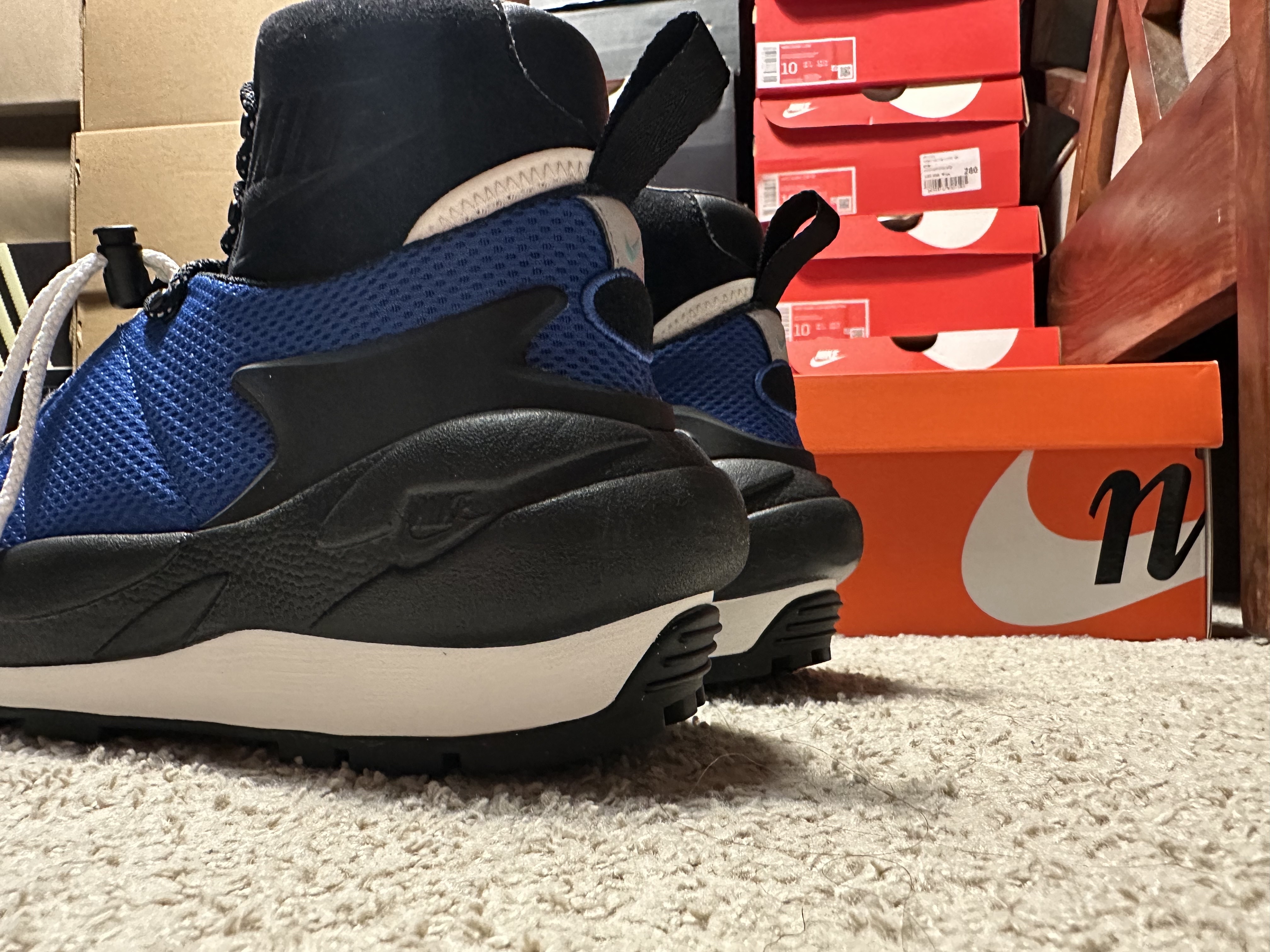 Nike x Sacai Magmascape SP Varsity Royal 착용 스타일 - 6