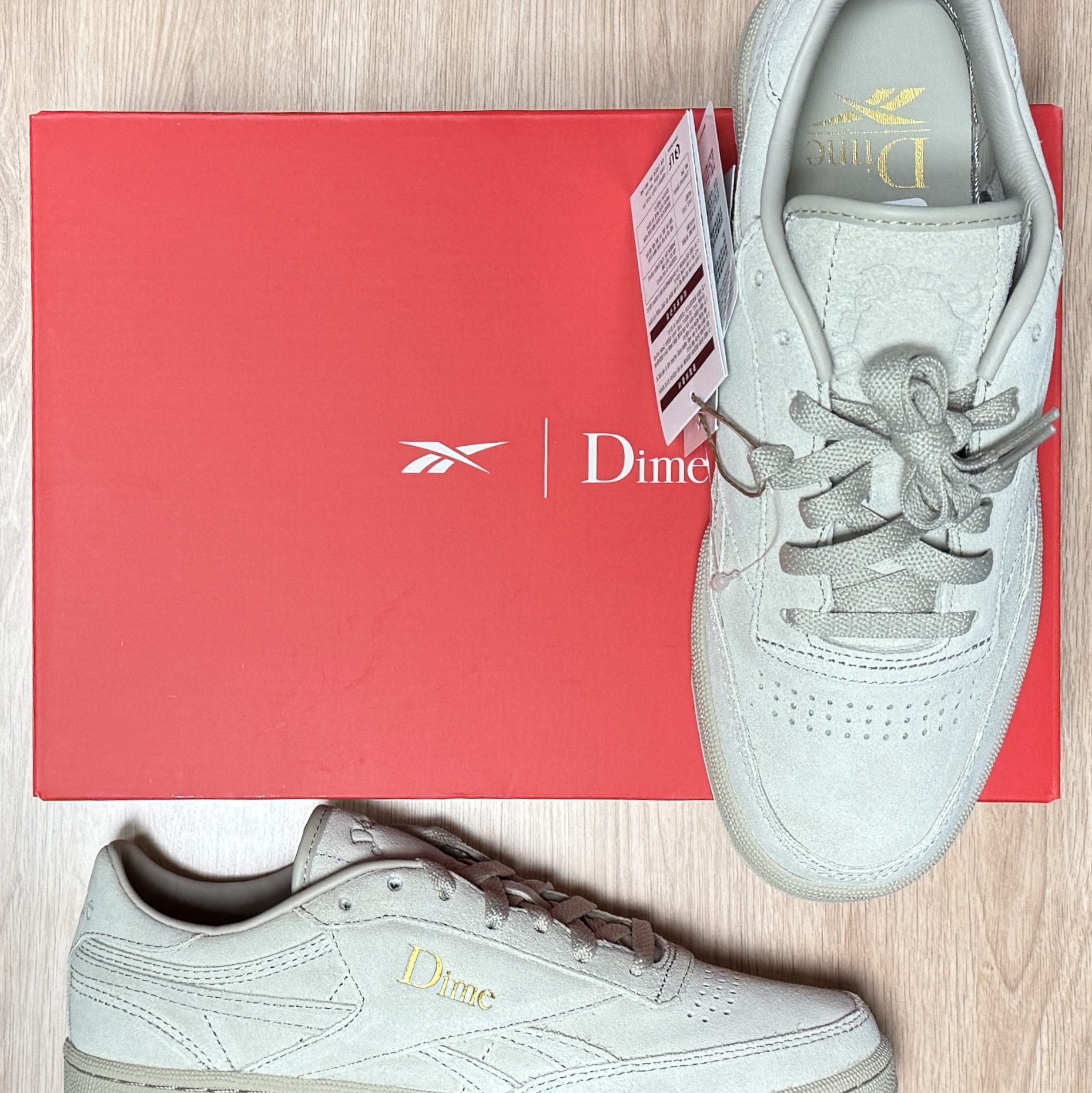 Reebok x Dime Club C Revenge Light Sand 착용 스타일