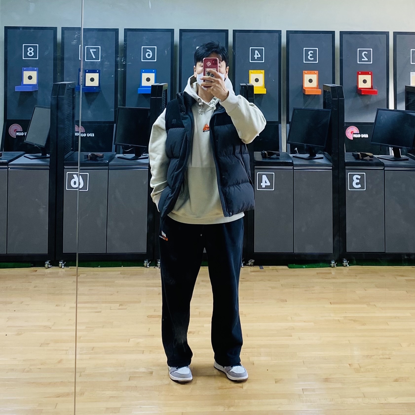 Nike ACG Therma-Fit Pullover Fleece Hoodie Light Bone - Asia, Jordan 1 Element Gore-Tex Sail 착용 스타일