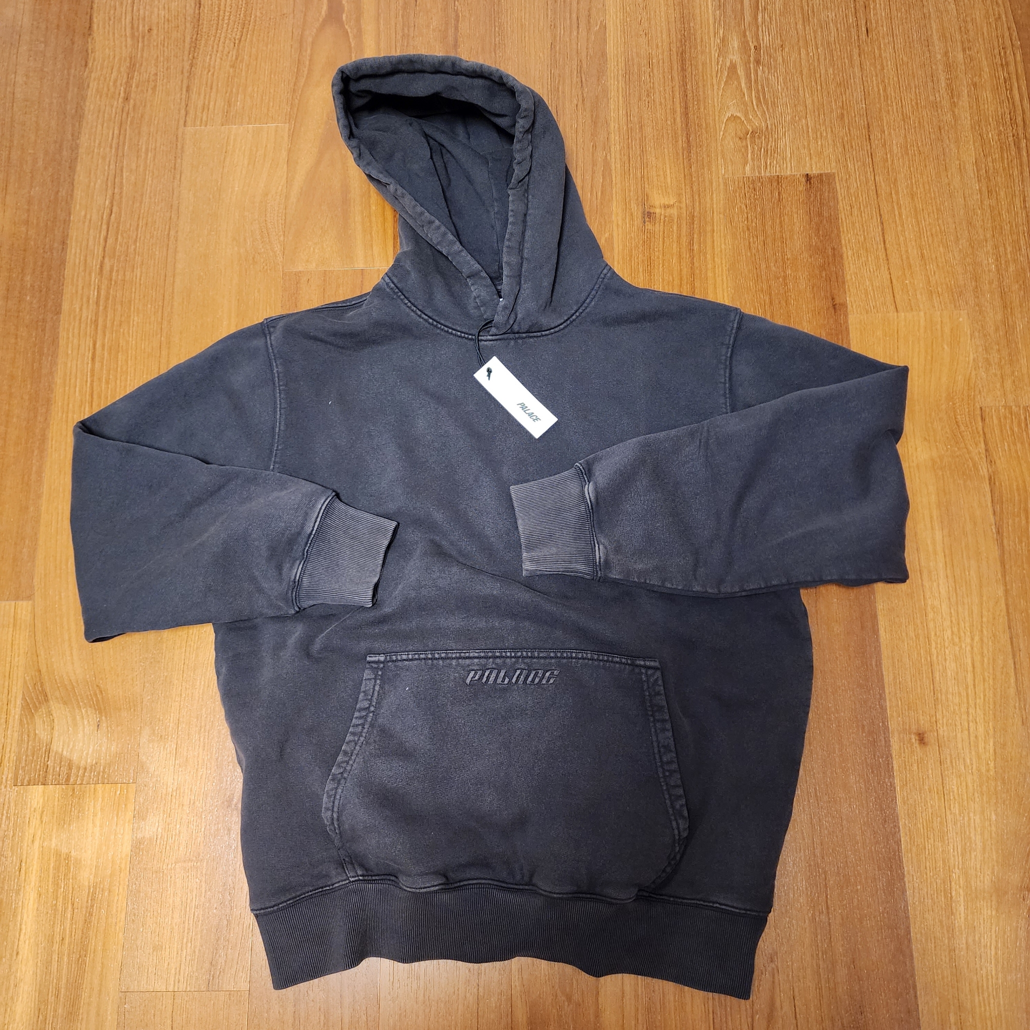 Palace Demon Hood Black - 23FW 착용 스타일 - 1