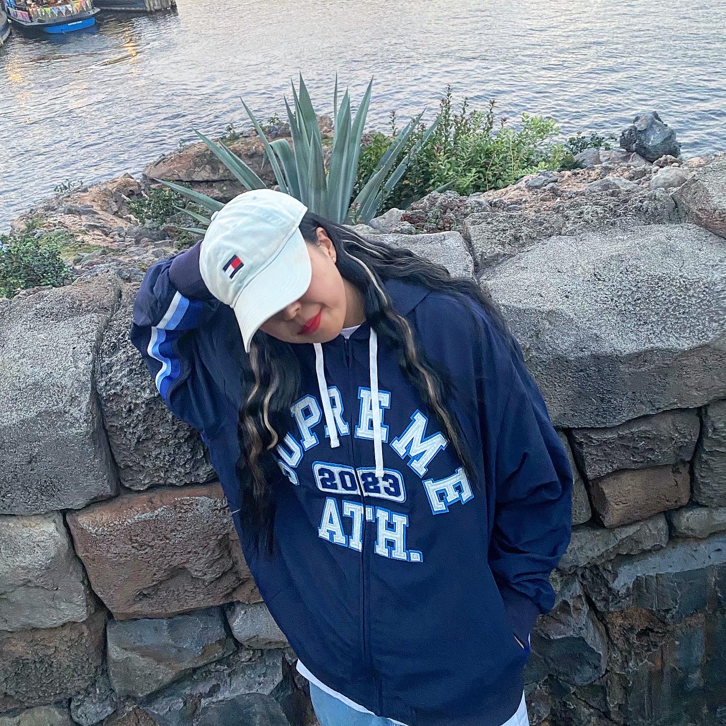 Supreme Applique Hooded Track Jacket Navy - 23SS 착용 스타일 - 1