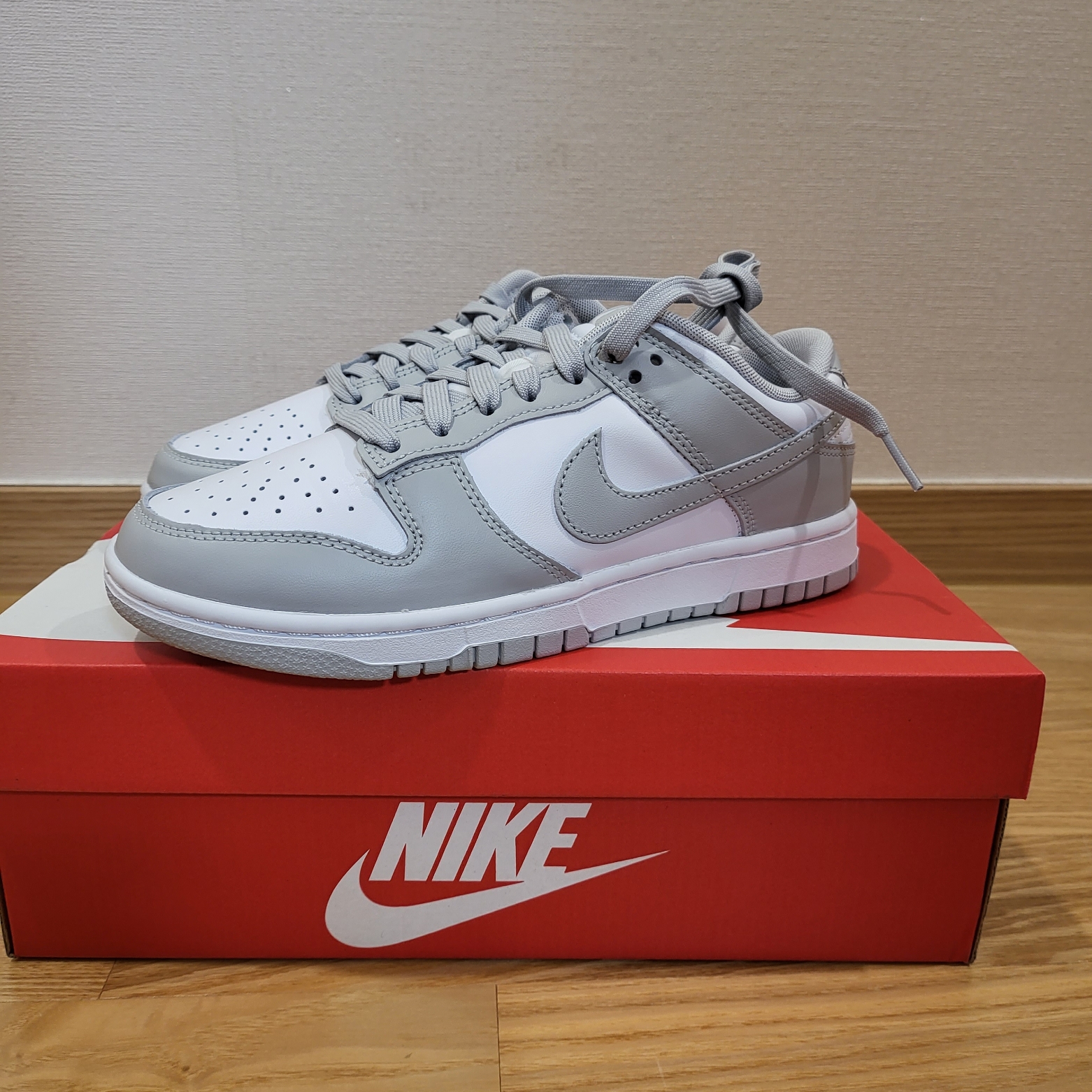 Nike Dunk Low Retro Grey Fog 착용 스타일