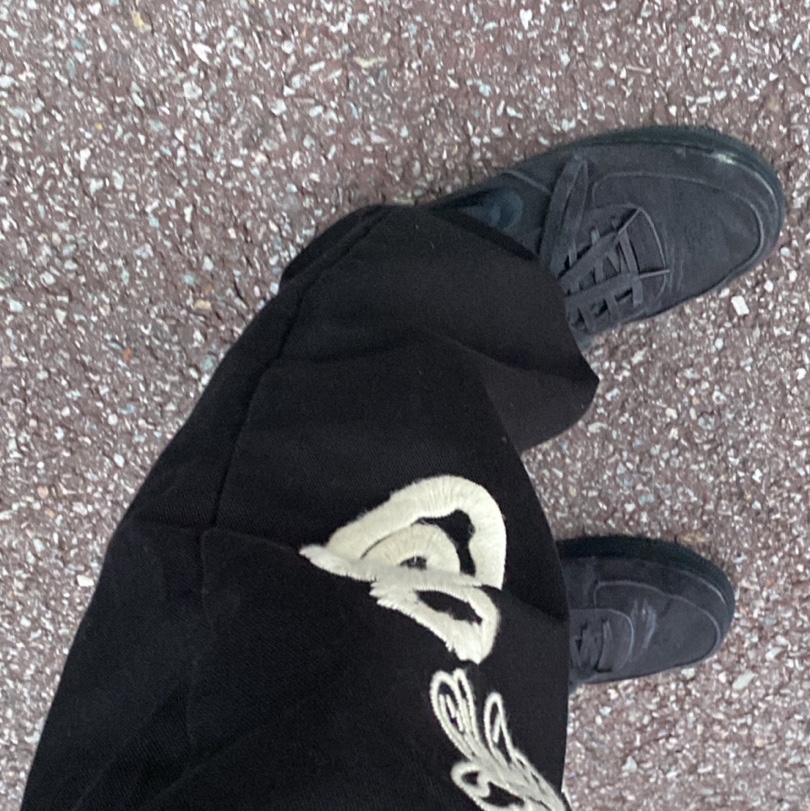 Nike x Stussy Air Force 1 Low Triple Black 착용 스타일