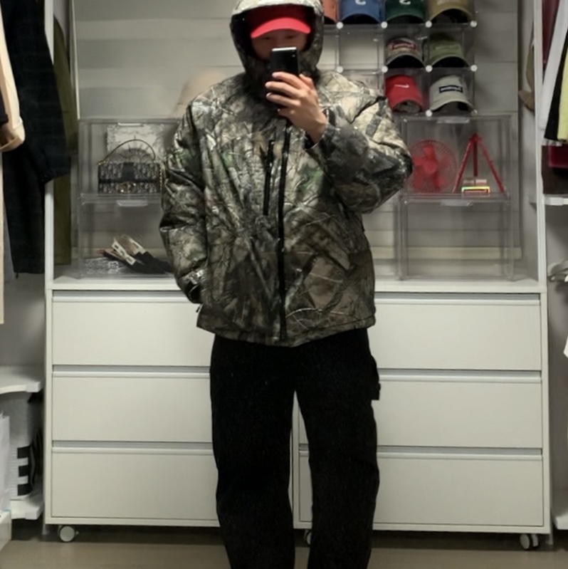 Supreme Gore-Tex 700-Fill Down Parka Timber Camo - 23FW 착용 스타일 - 3