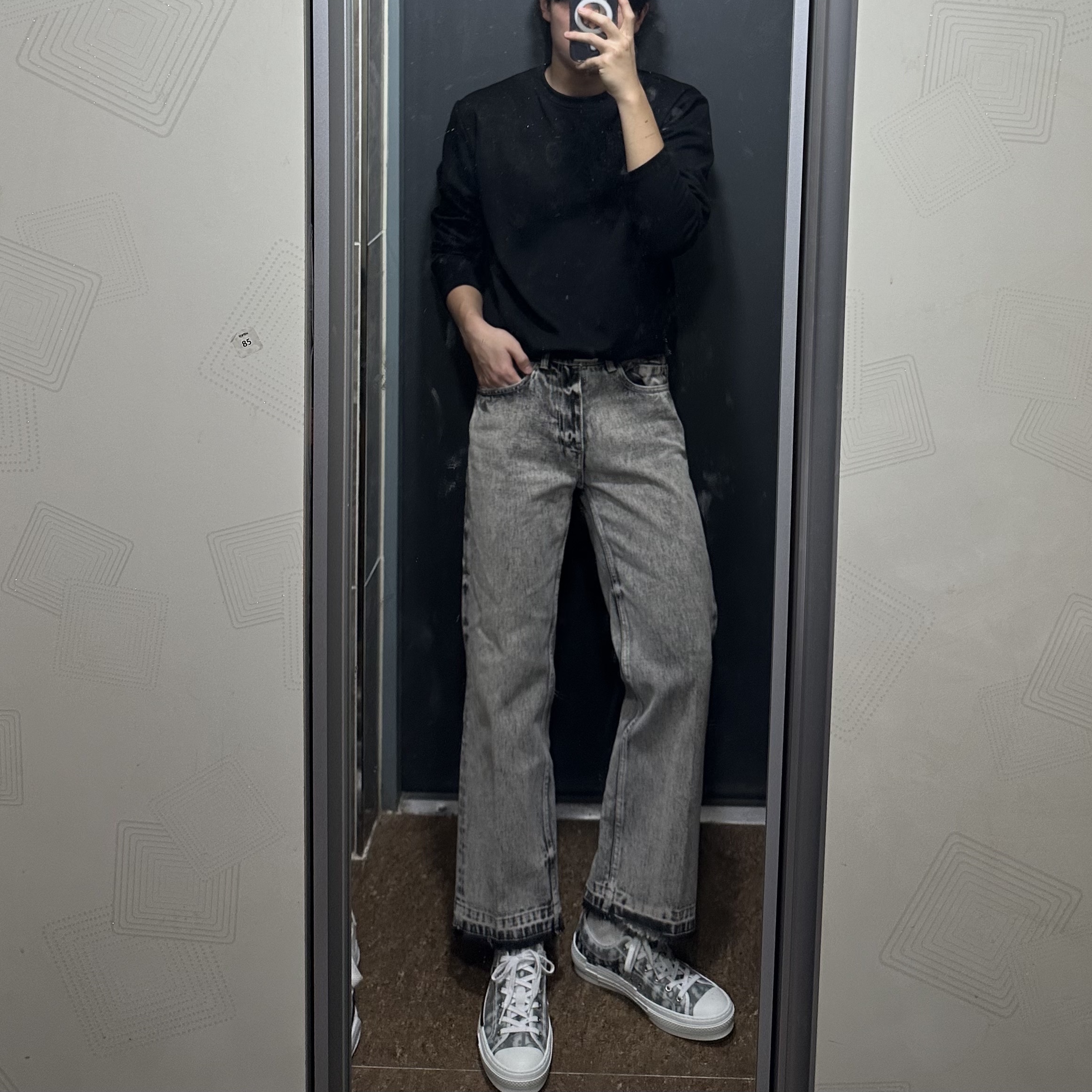 Dior B23 Low Dior Oblique White & Black 착용 스타일 - 1