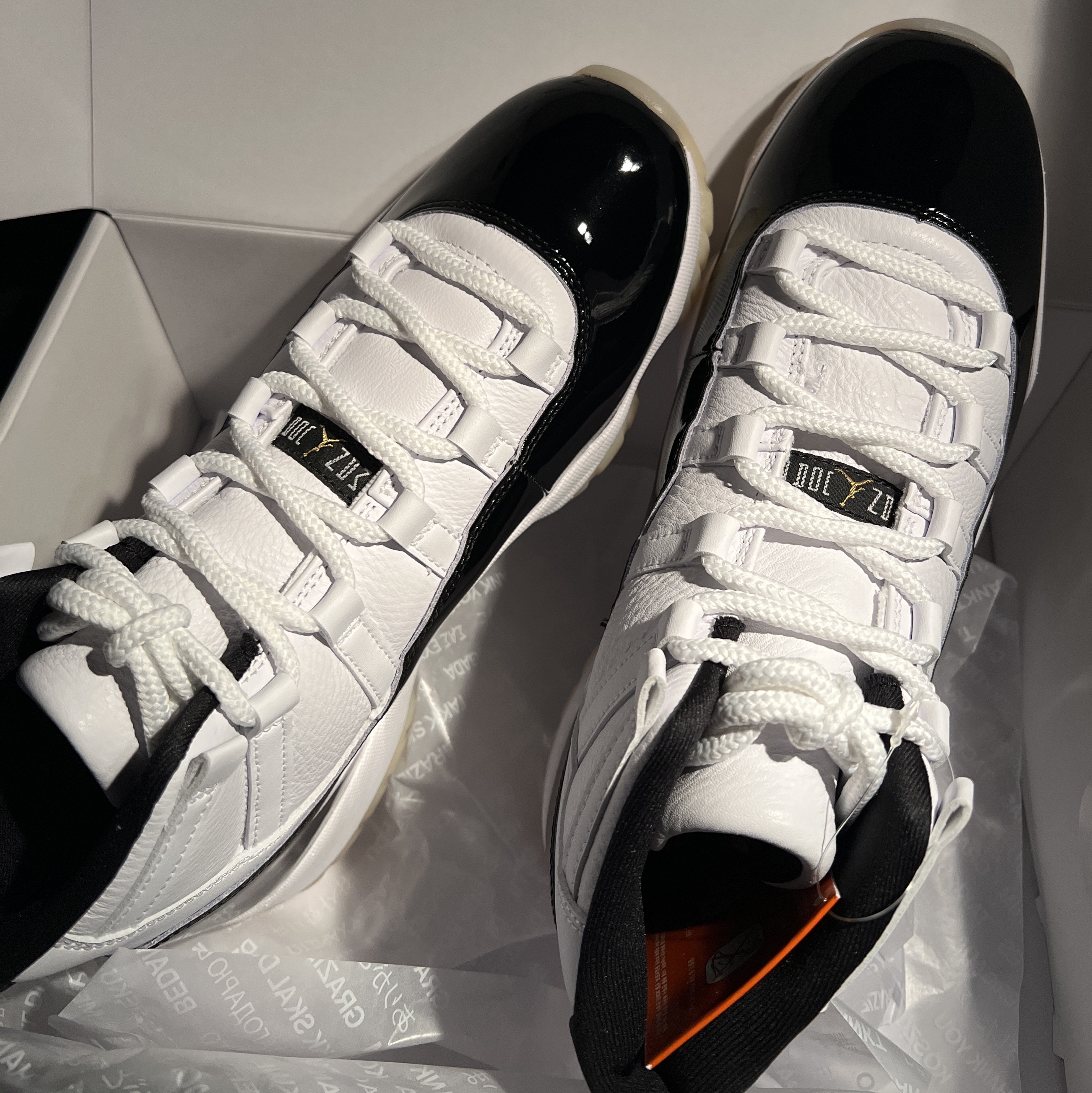 Jordan 11 Retro Gratitude 착용 스타일 - 1