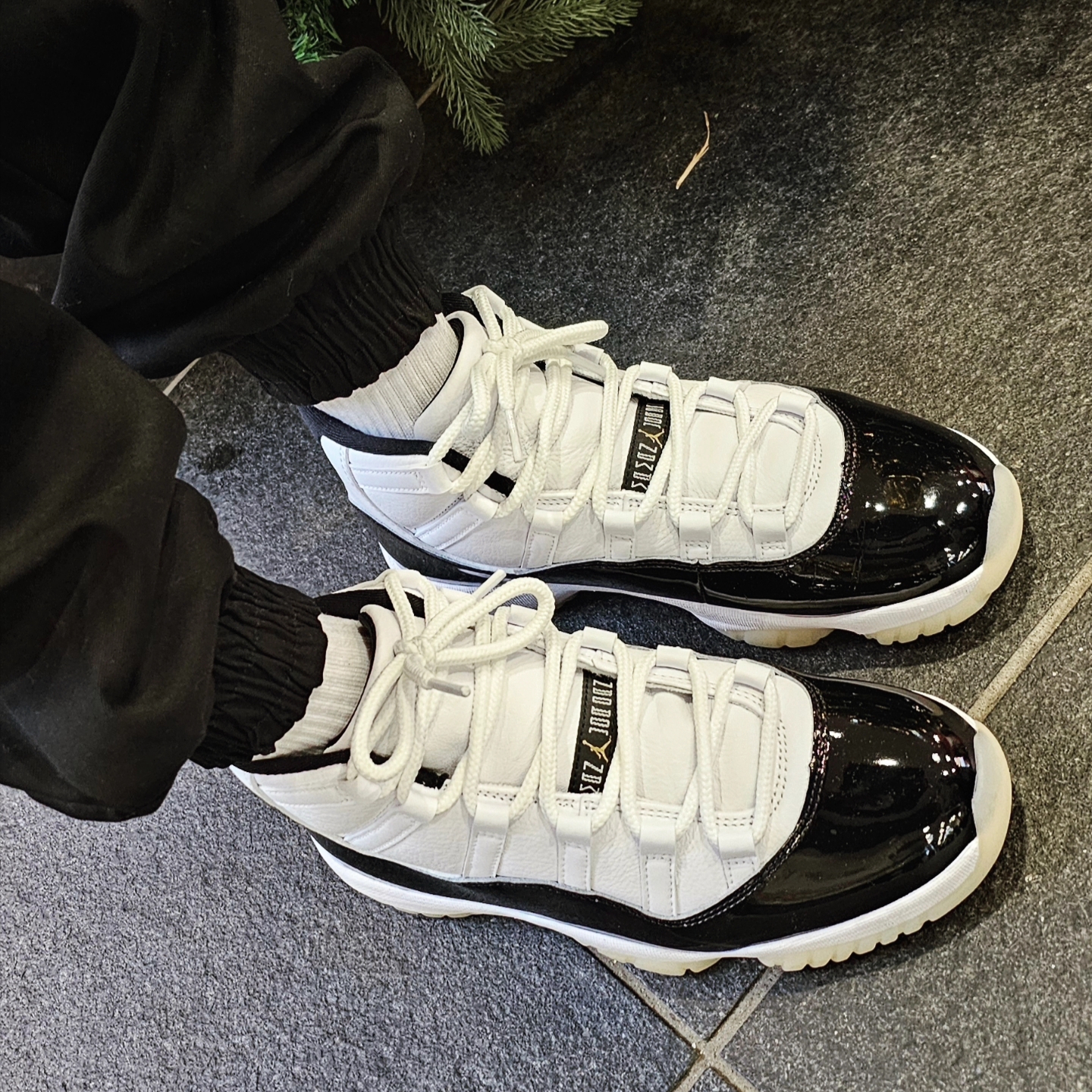 Jordan 11 Retro Gratitude 착용 스타일 - 2