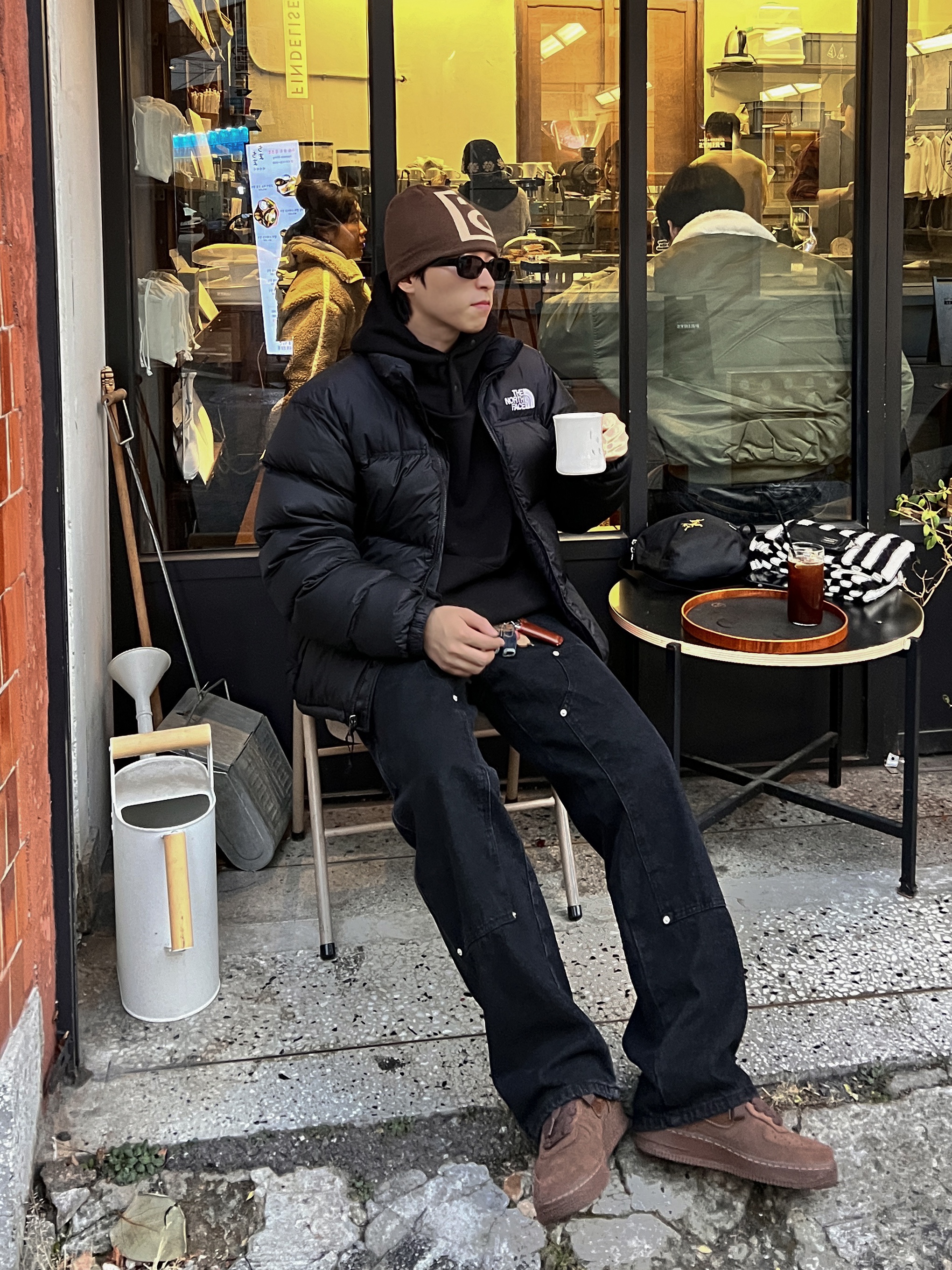 Stussy SS Link Skullcap Beanie Brown, (W) Nike Air Force 1 '07 Cacao Wow 착용 스타일 - 1