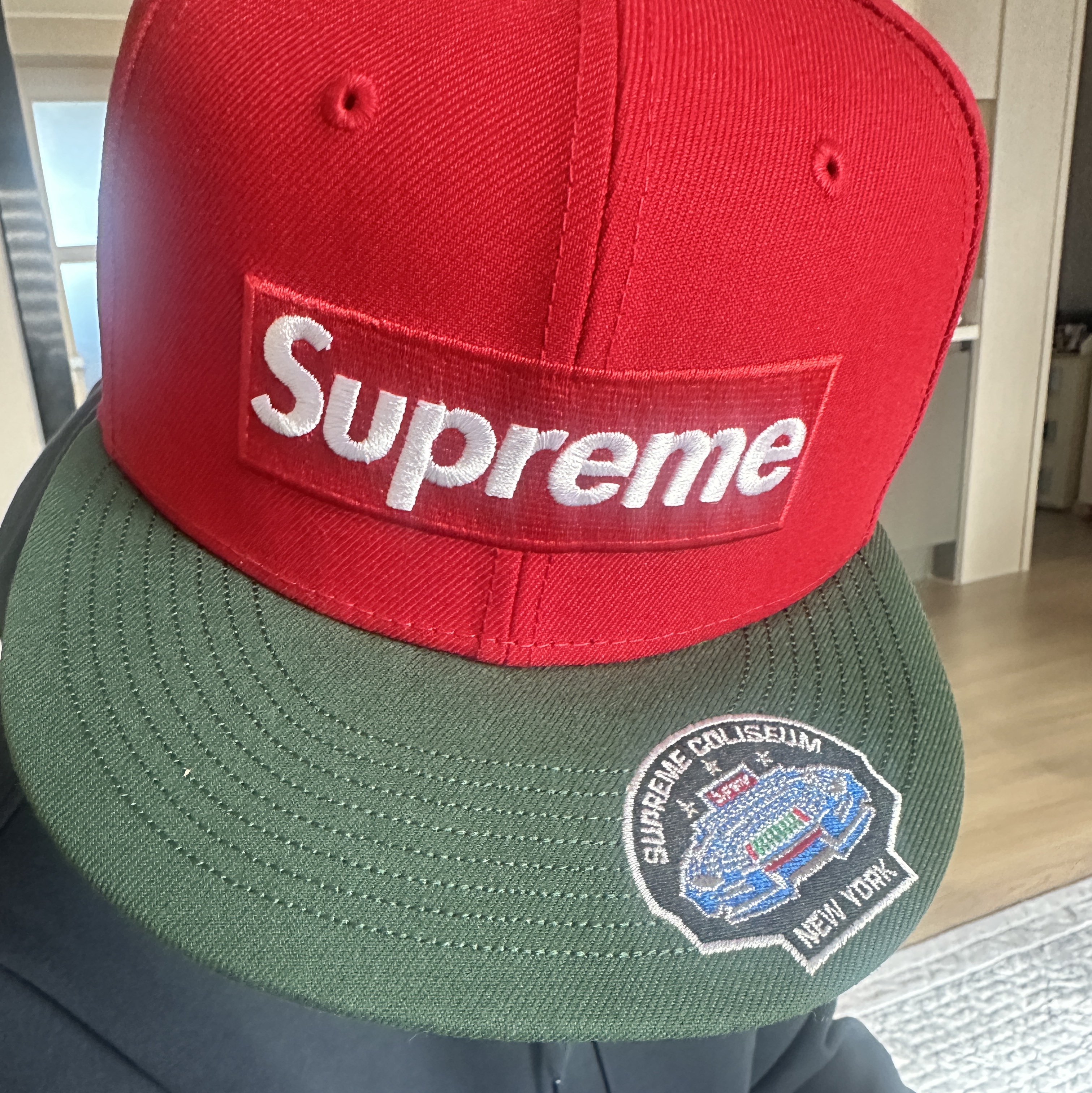 Supreme Championships Box Logo New Era Red - 23FW 착용 스타일 - 1