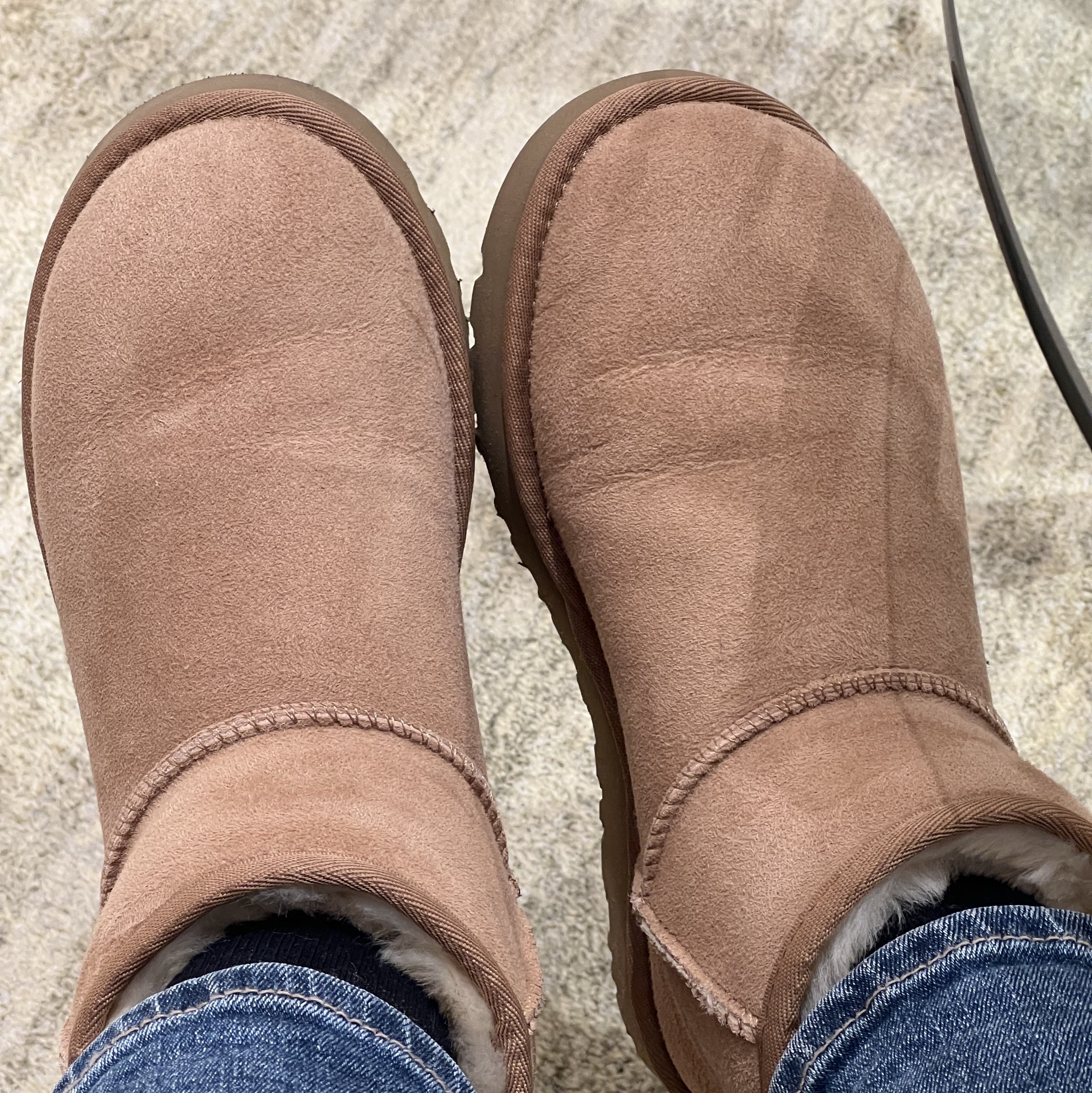 (W) UGG Classic Mini II Boots Chestnut 착용 스타일