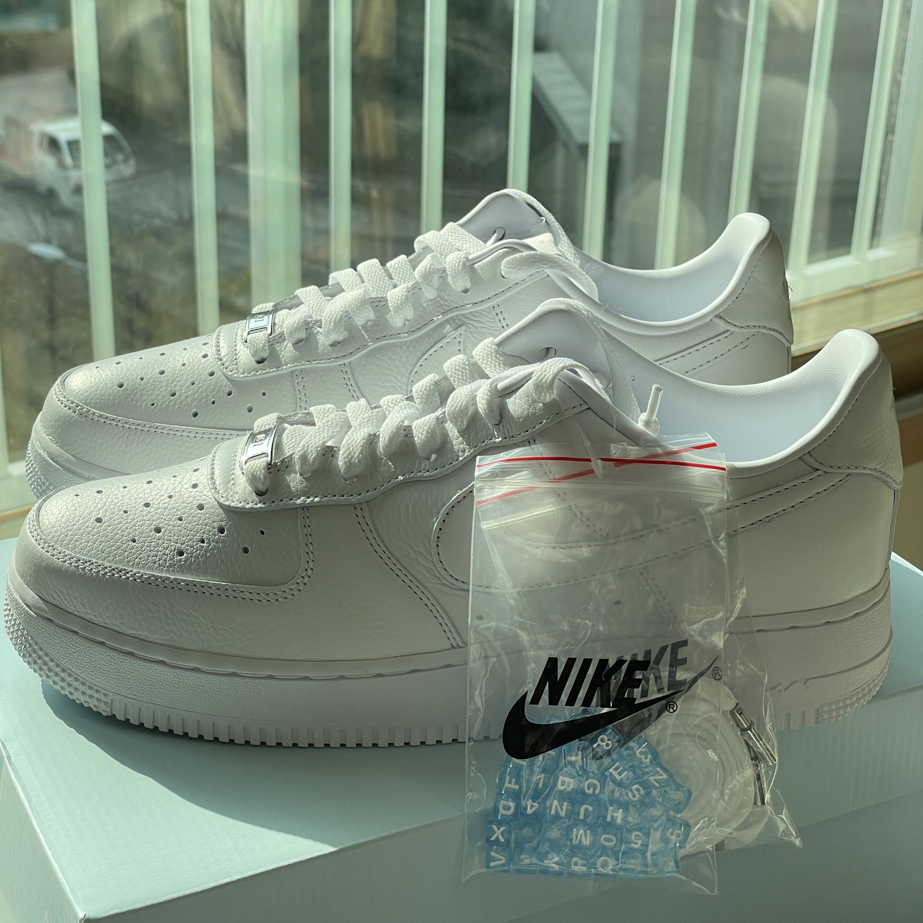 Nike x Drake Nocta Air Force 1 Low SP Certified Lover Boy White 착용 스타일 - 1