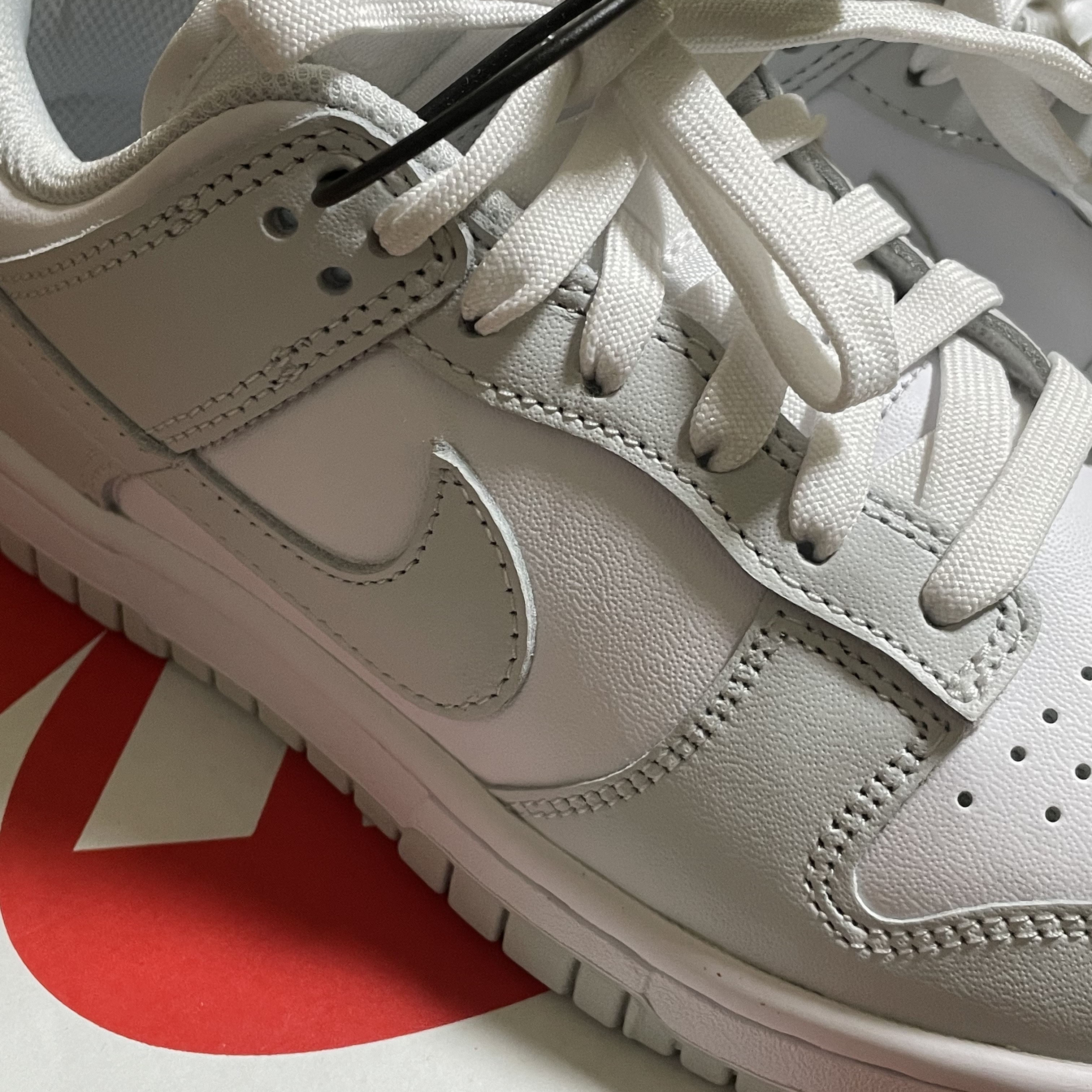 (W) Nike Dunk Low Photon Dust 착용 스타일 - 2