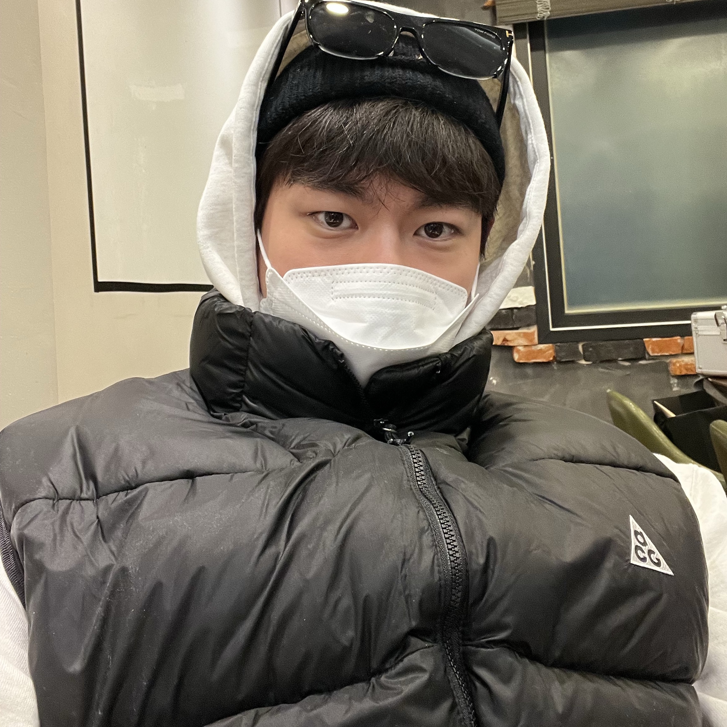 Nike ACG Therma-Fit ADV Lunar Lake Puffer Vest Black - US/EU 착용 스타일 - 1