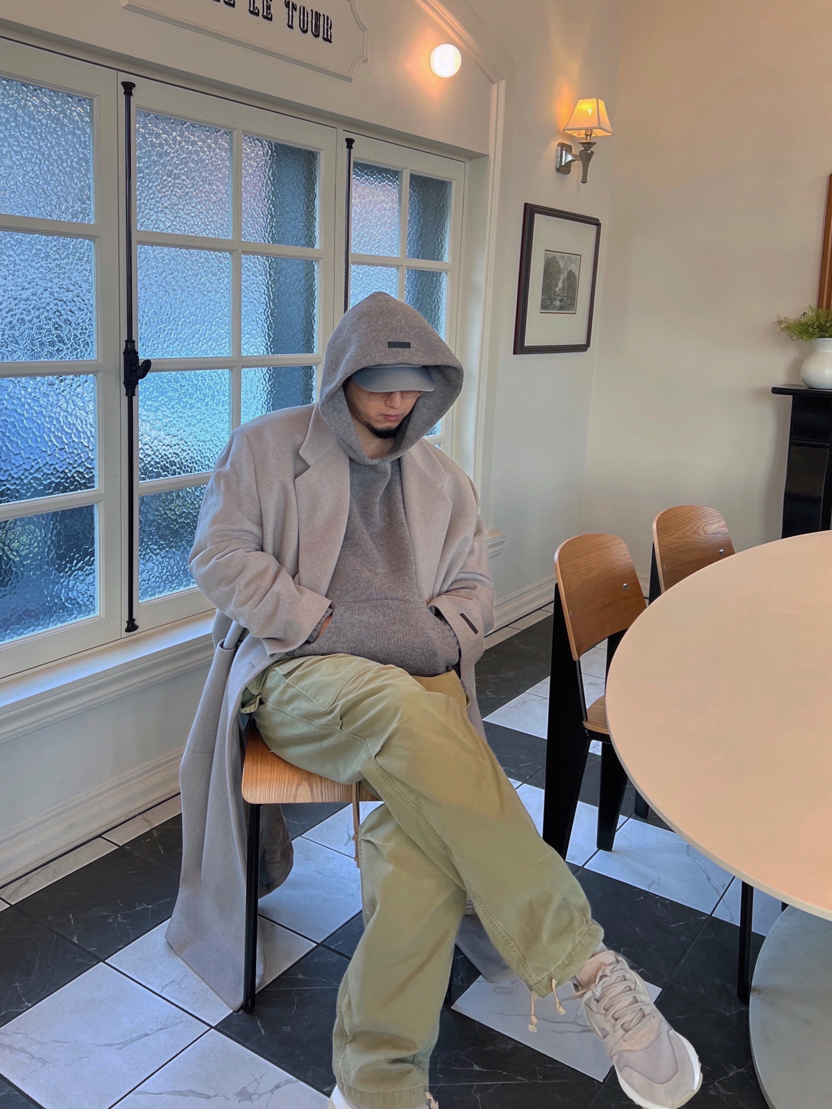 Fear of God Military Cargo Pants Green, Fear of God Vintage Runner Tortora 착용 스타일