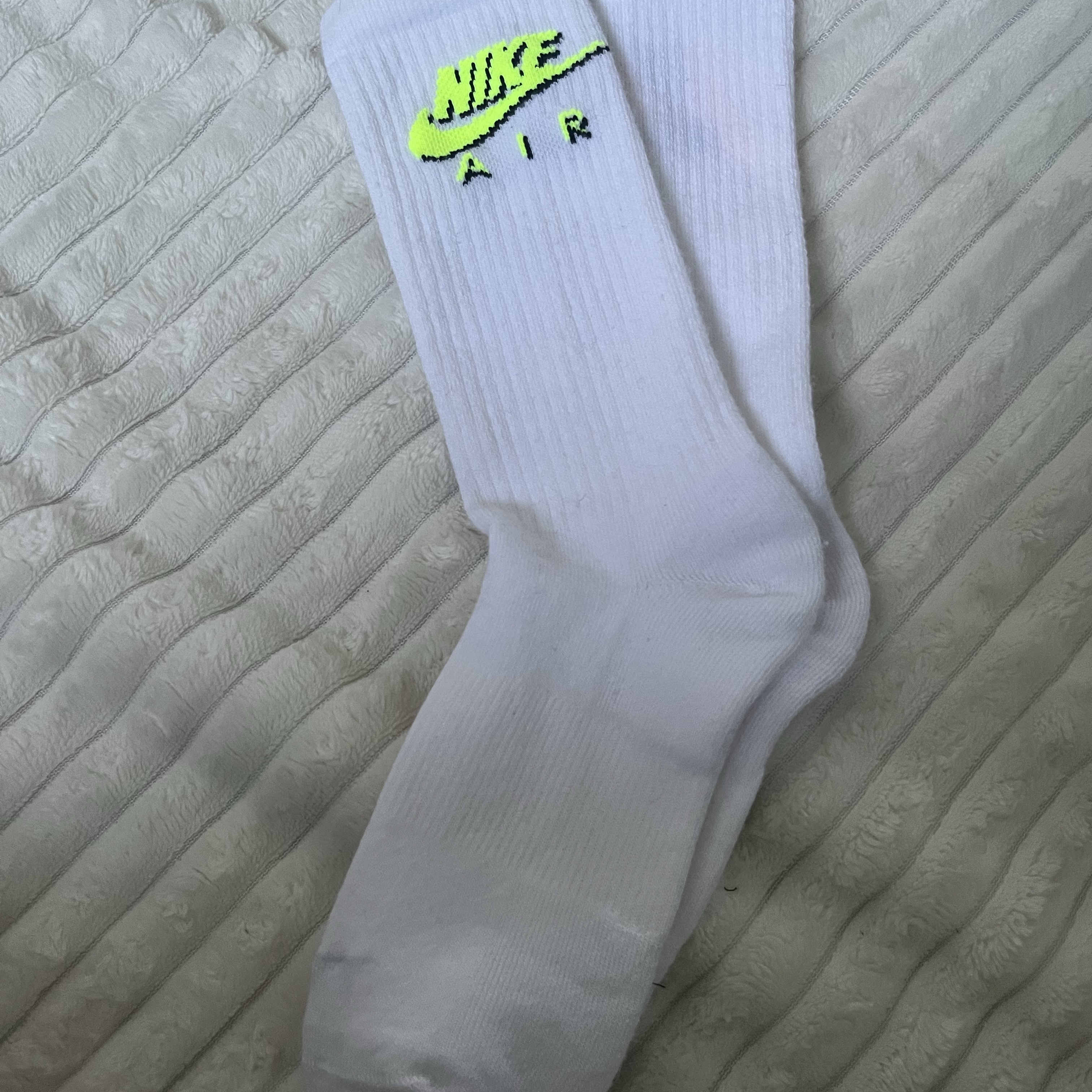 Nike x Kim Jones Crew Socks White (2 Pack) 착용 스타일