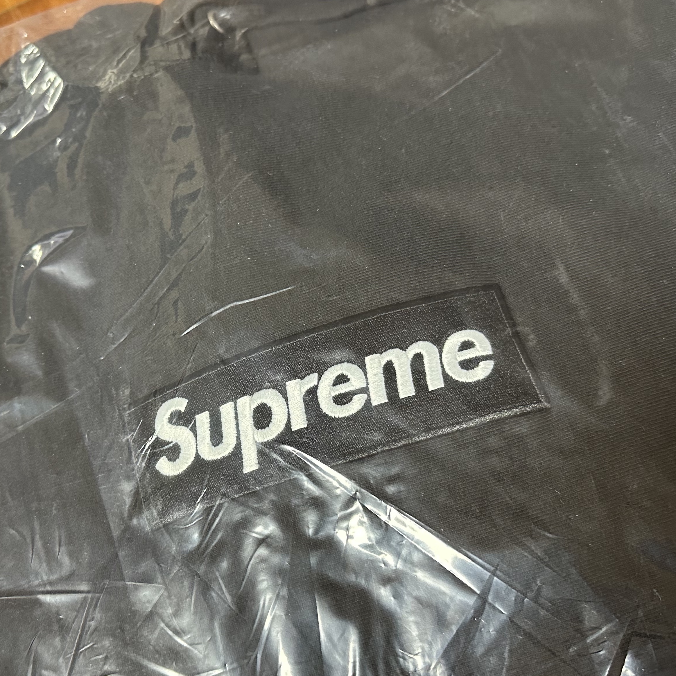Supreme Box Logo Hooded Sweatshirt Black - 23FW 착용 스타일 - 1