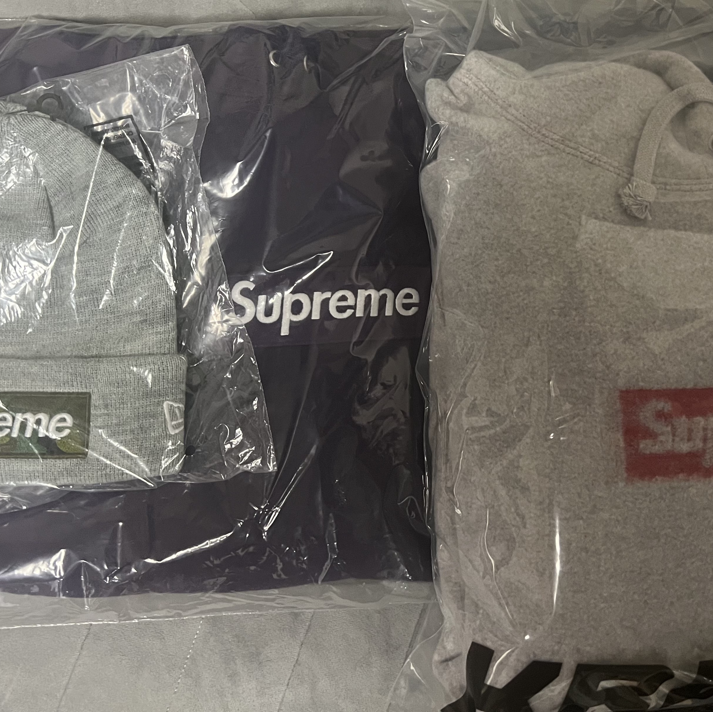 Supreme Inside Out Box Logo Hooded Sweatshirt Heather Grey - 23SS, Supreme Box Logo Hooded Sweatshirt Dark Purple - 23FW 착용 스타일