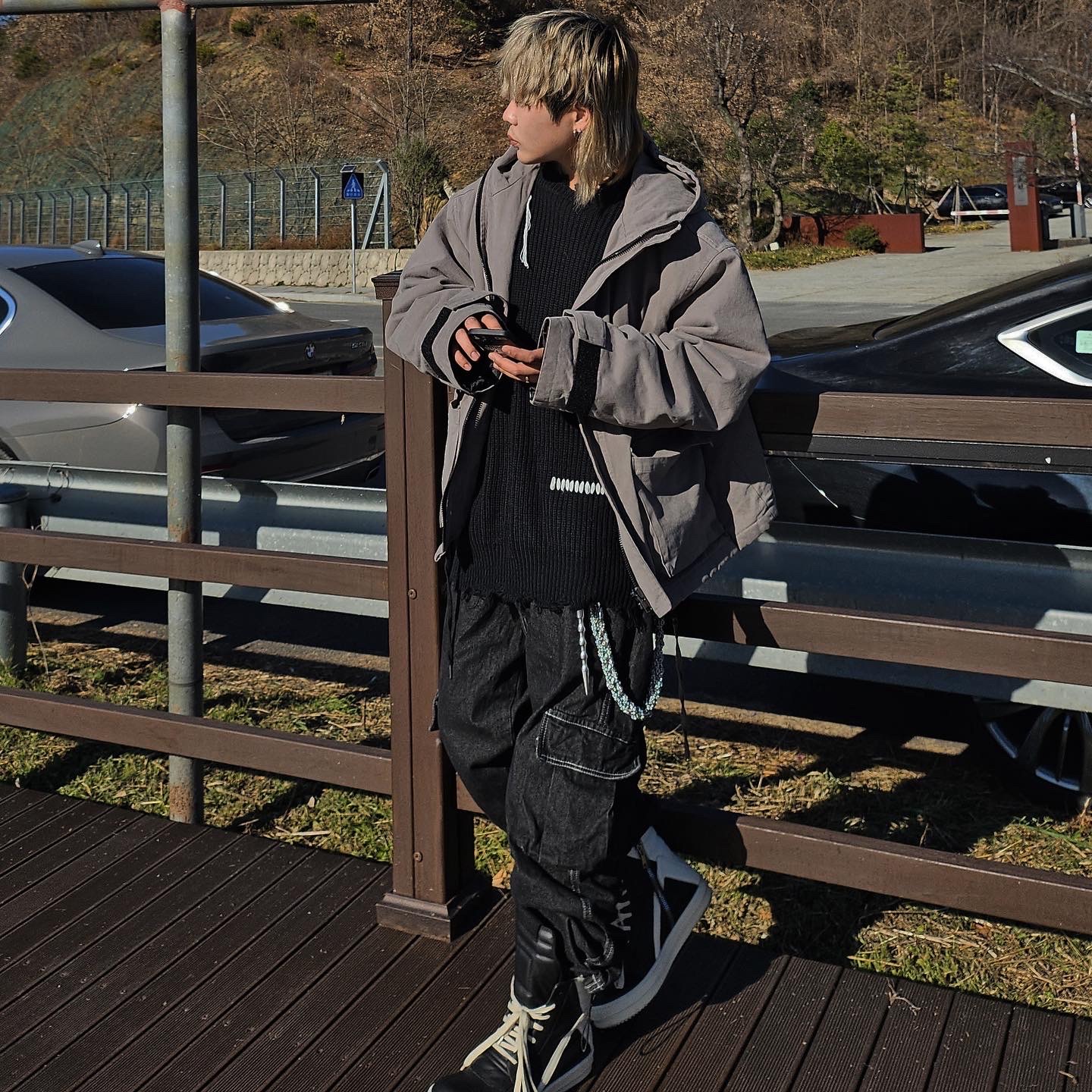 Rick Owens Geobasket Full Grain Calf Leather Strobe Sneakers Black Milk White 착용 스타일 - 2