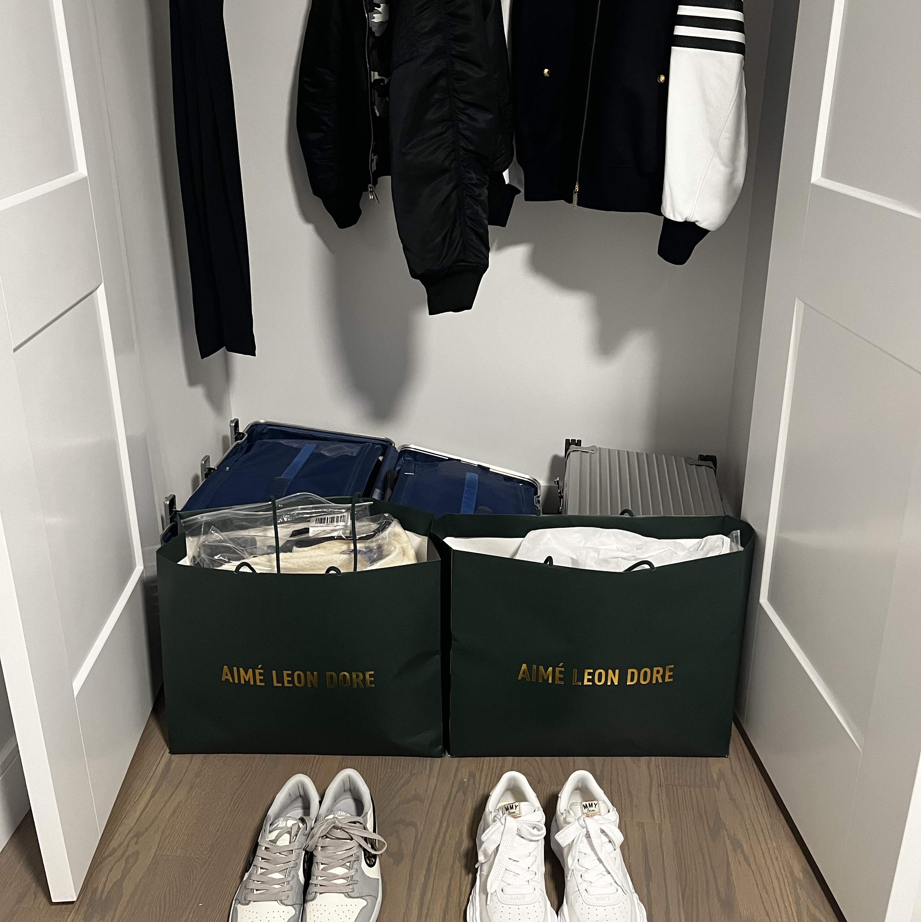 Jordan 1 x Dior Low OG, Maison Mihara Yasuhiro Wayne OG Sole Leather Low-top Sneakers White 착용 스타일