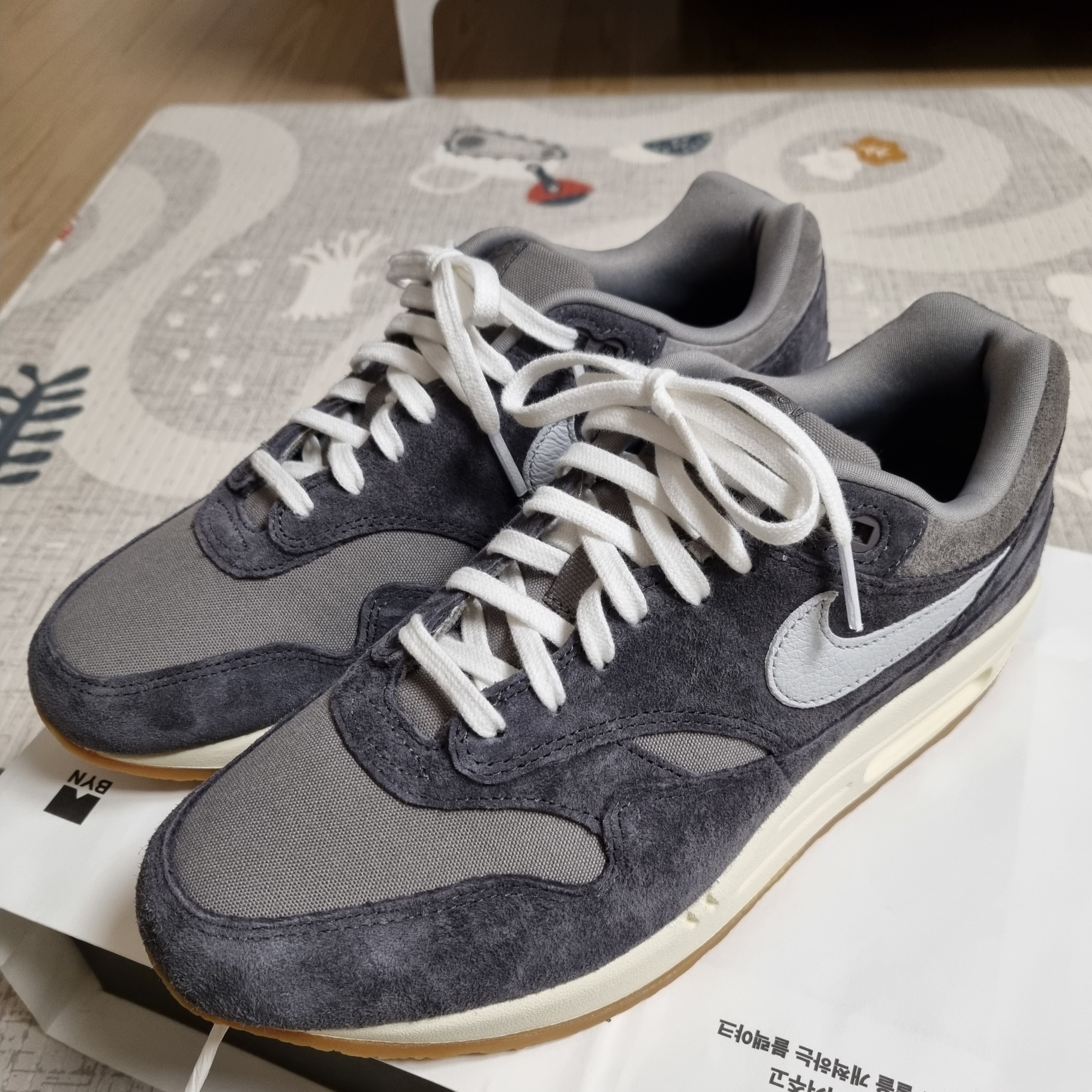 Nike Air Max 1 Crepe 착용 스타일 - 7