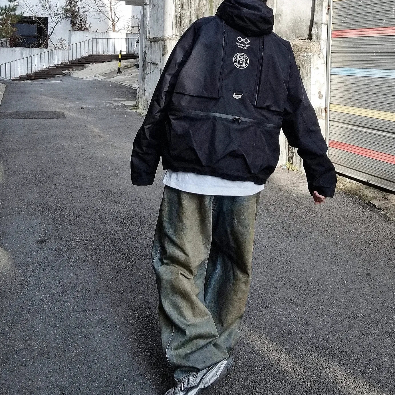 Undermycar x Atmos Samadhi Ashtanga Shell Parka Pirate Black - 23FW, Project G/R Coated Backward Denim Pants Blue 착용 스타일 - 2