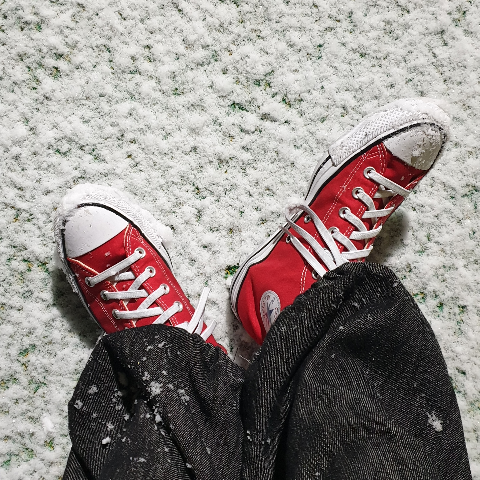 Converse Chuck Taylor All Star Core High Red 착용 스타일