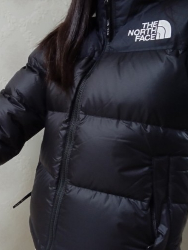 (W) The North Face White Label Novelty Nuptse Down Jacket Black 착용 스타일