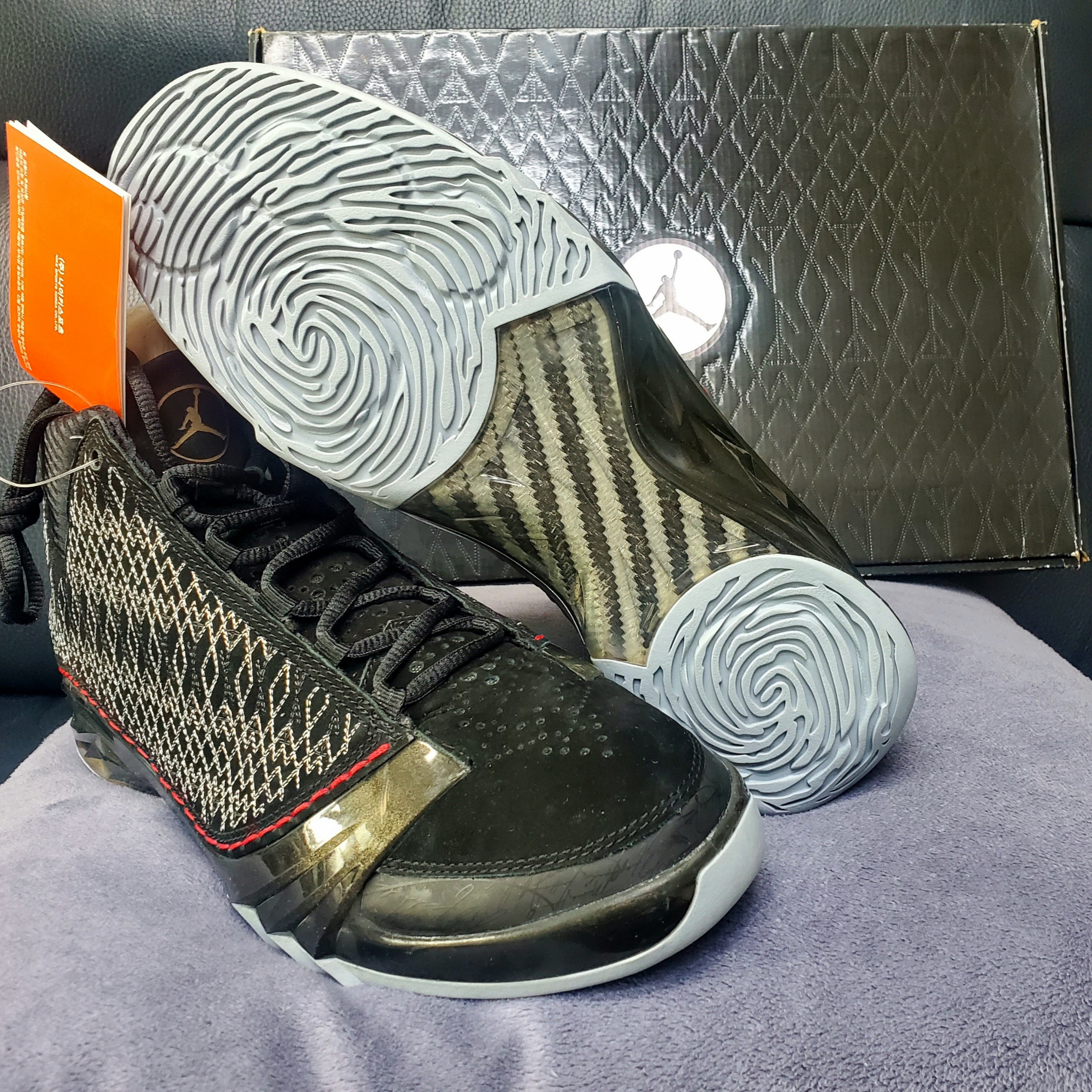 Jordan 23 Black Stealth 착용 스타일 - 1