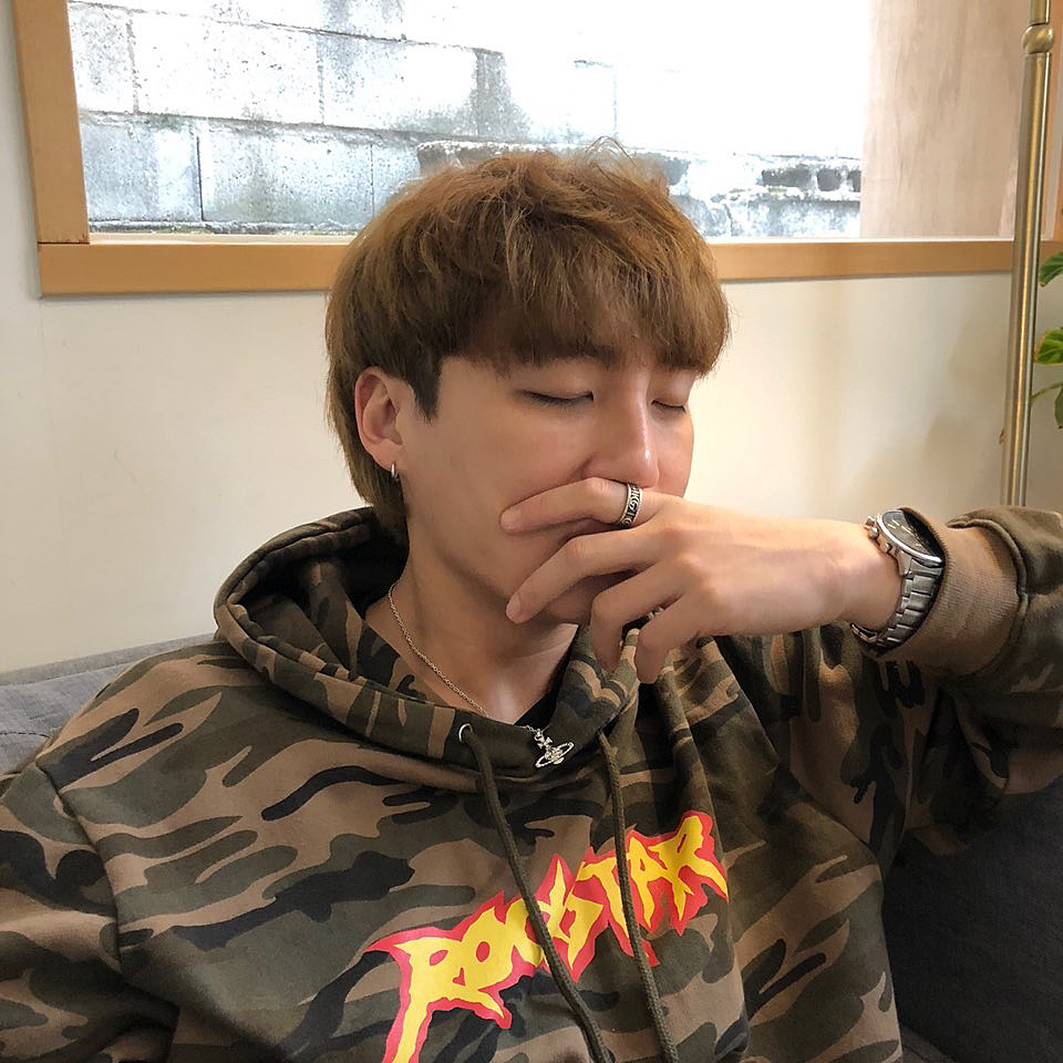 KREAM 프로필 이미지