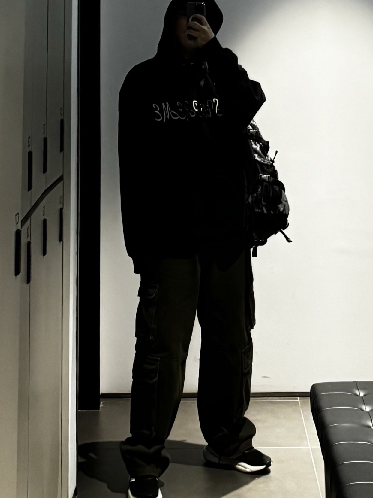 Supreme Capital Hooded Sweatshirt Black - 22FW 착용 스타일