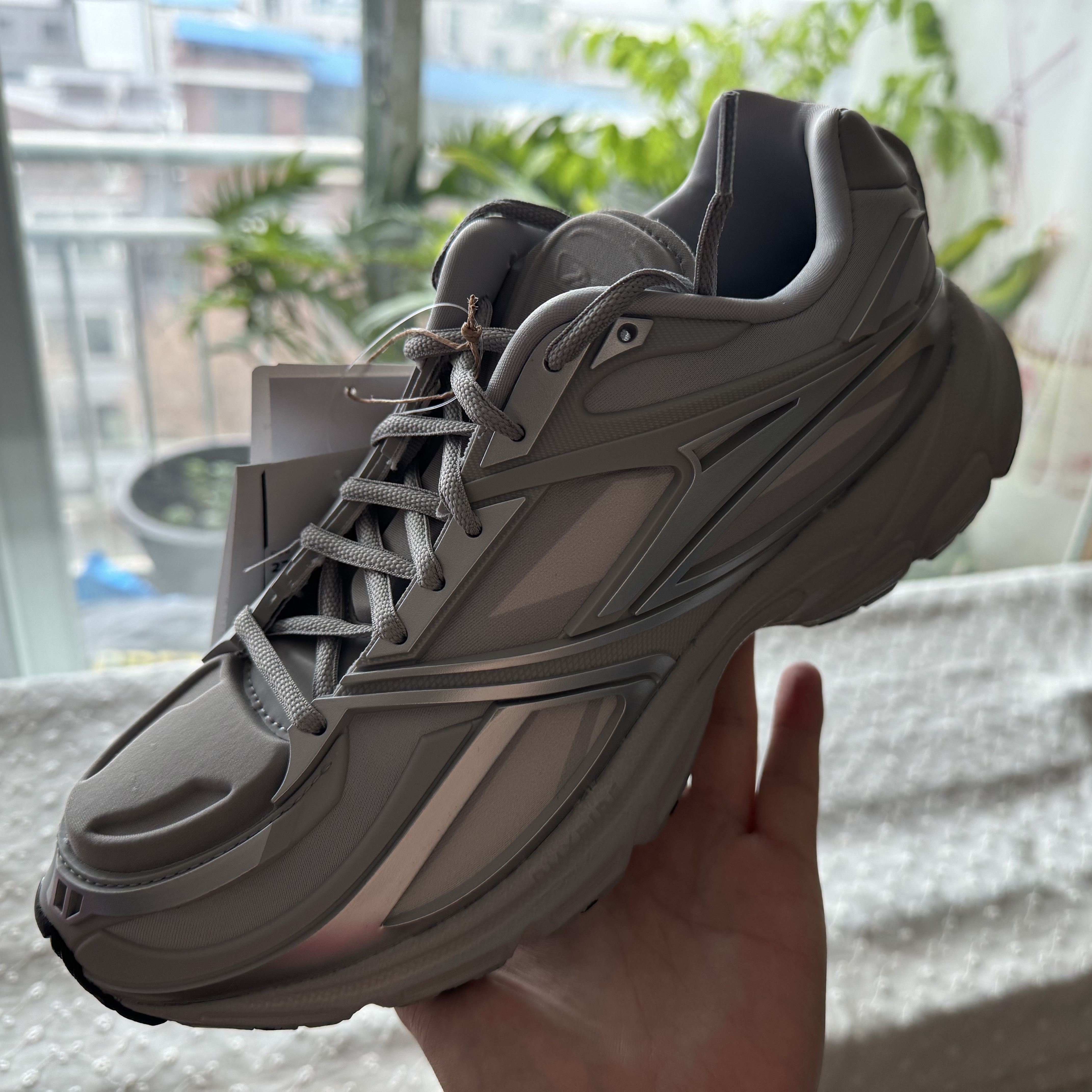 Reebok Premier Road Modern Grey 착용 스타일 - 2