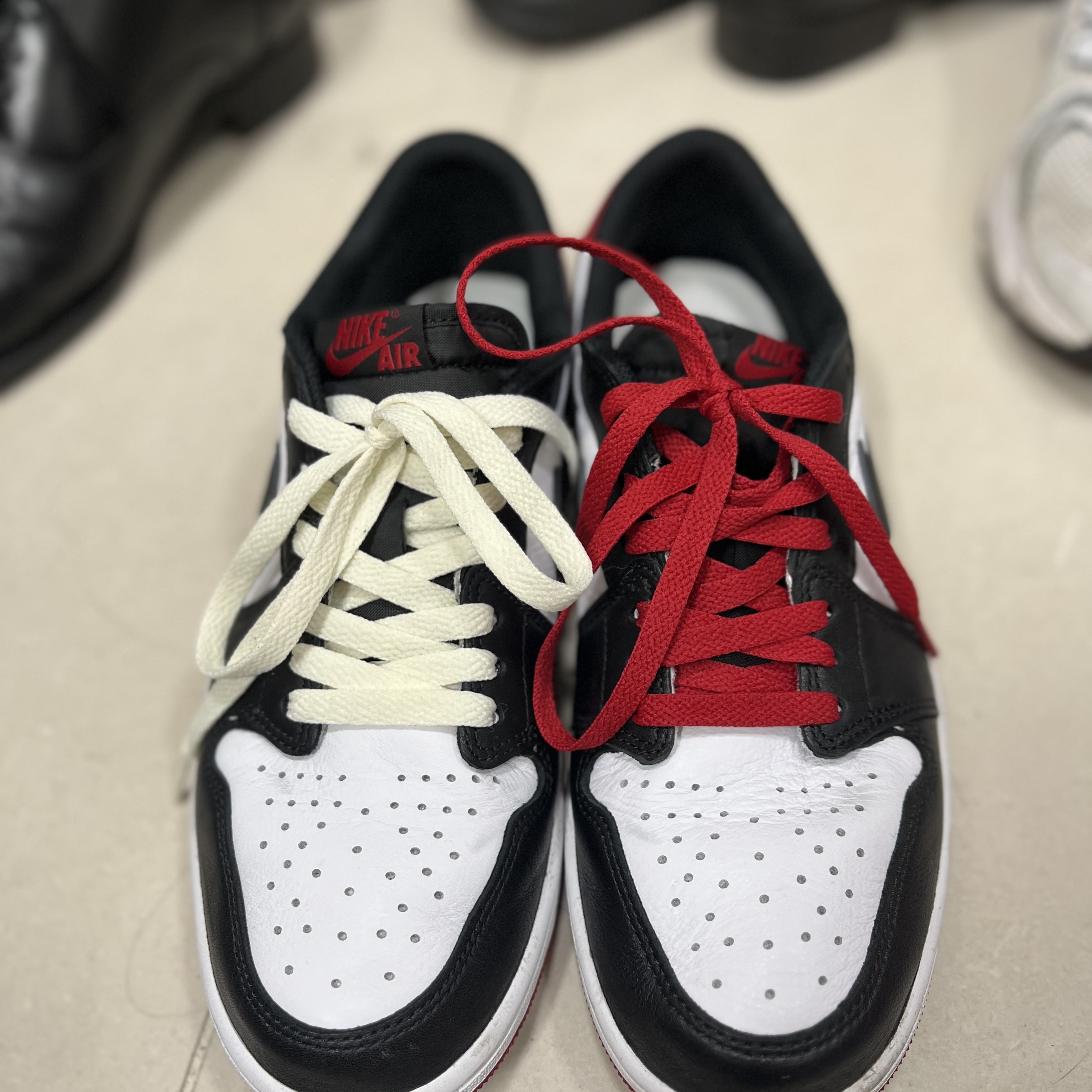 Jordan 1 Retro Low OG Black Toe 착용 스타일 - 2