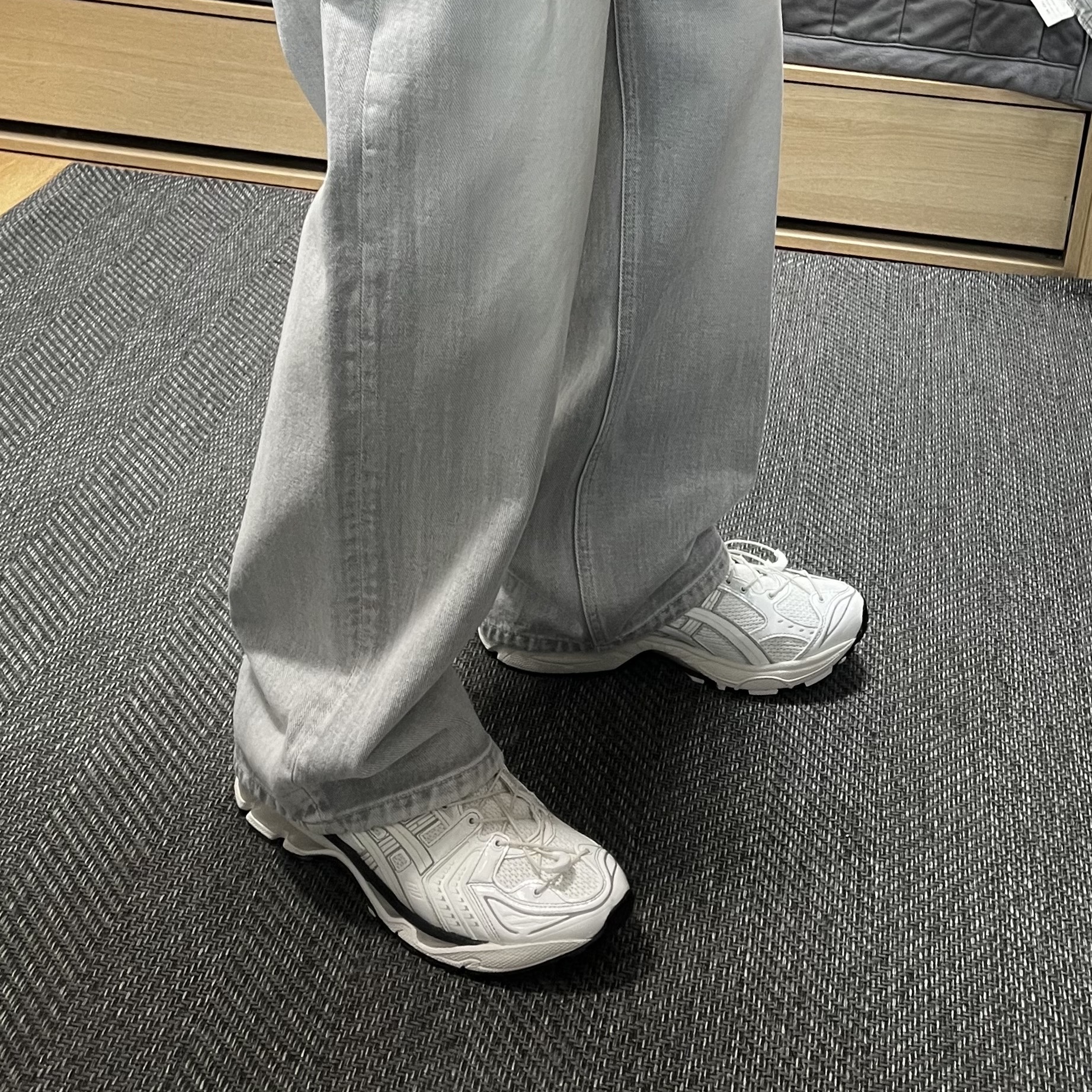 Asics x Unaffected Gel-Kayano 14 Galaxy White 착용 스타일 - 2