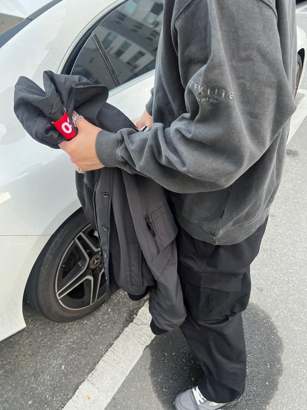 Jordan 5 x Off-White Retro SP Black Muslin 착용 스타일