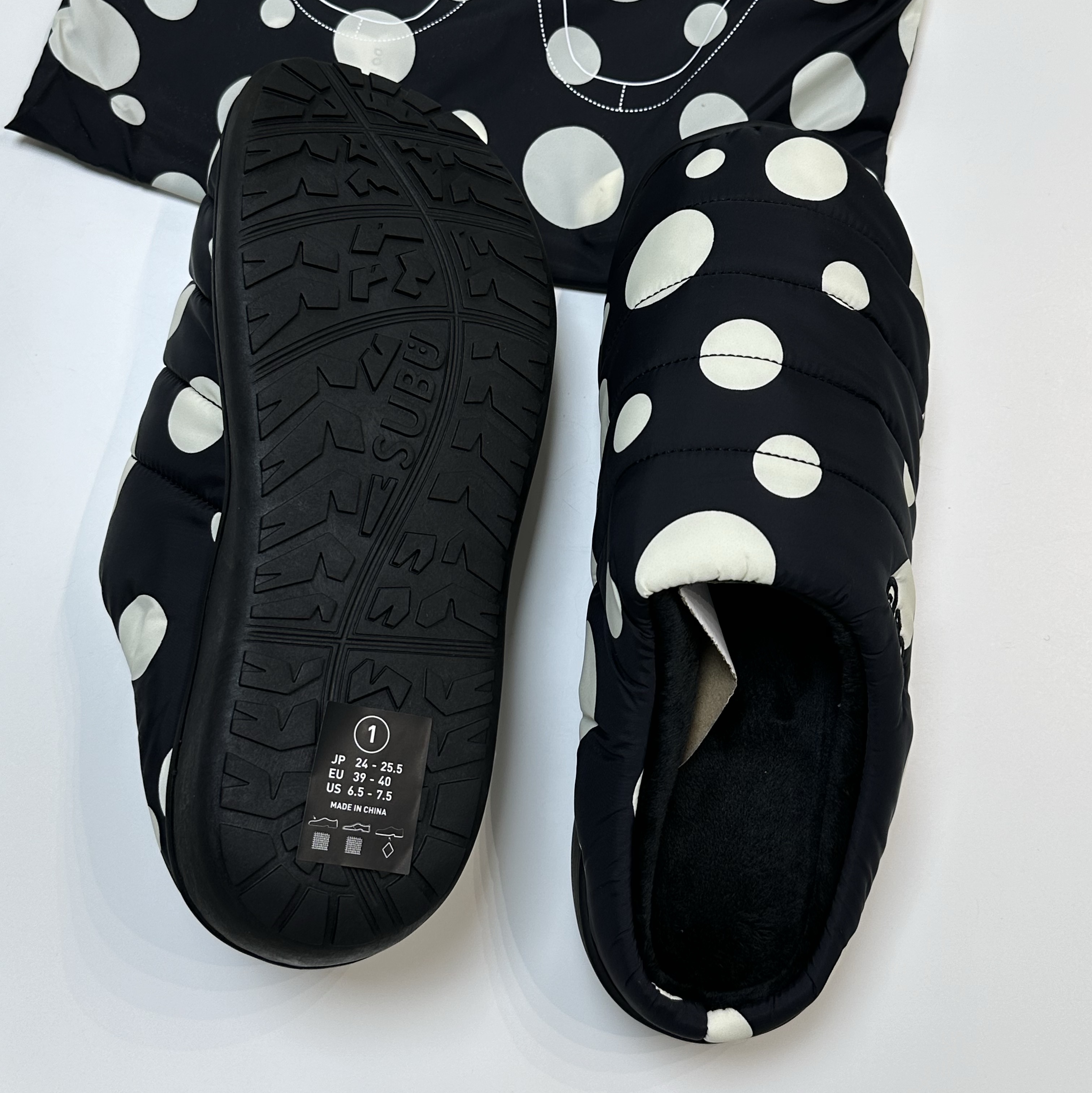 Subu Down Sandal Cream Snow Dot 착용 스타일 - 2