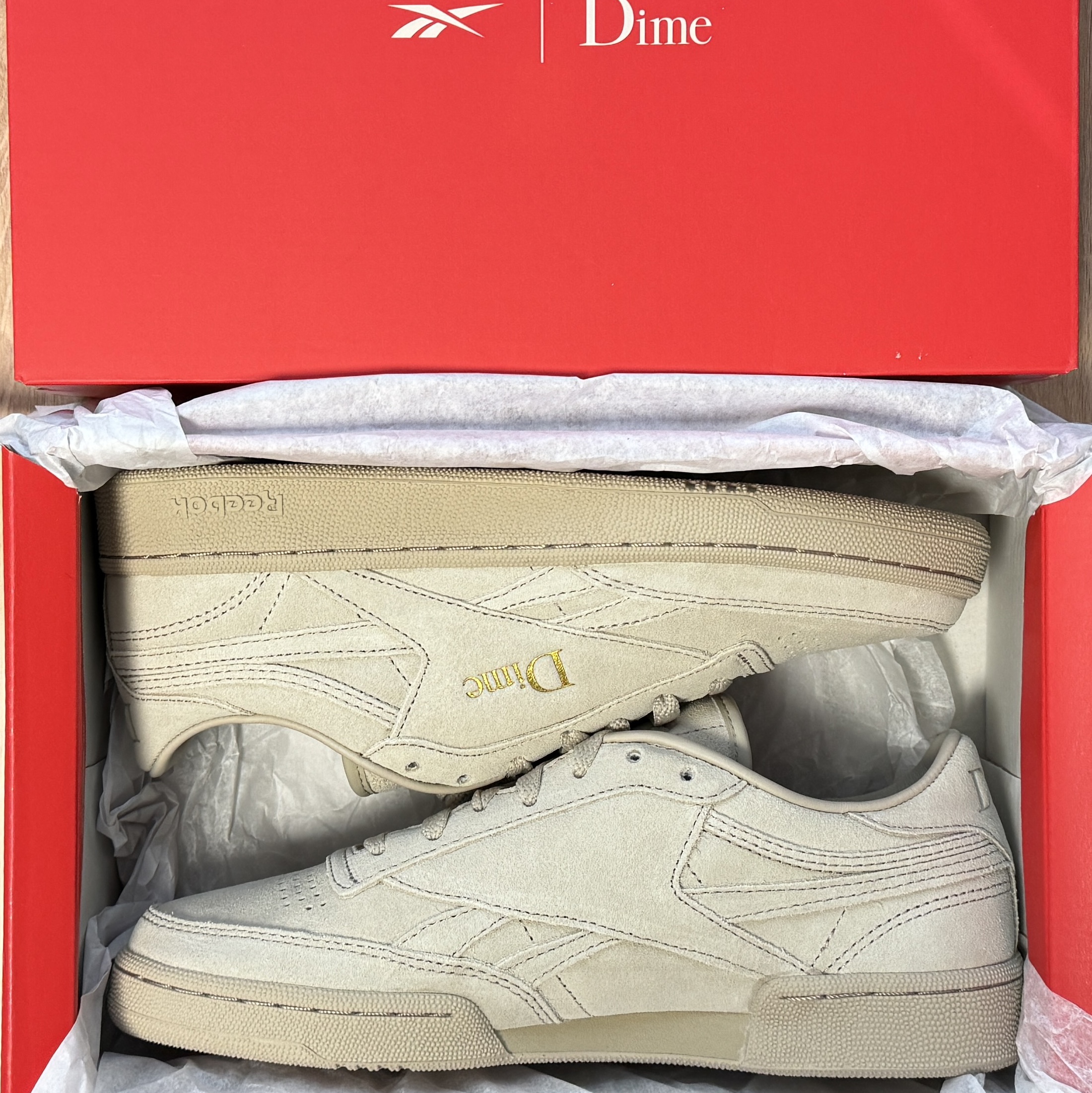 Reebok x Dime Club C Revenge Light Sand 착용 스타일