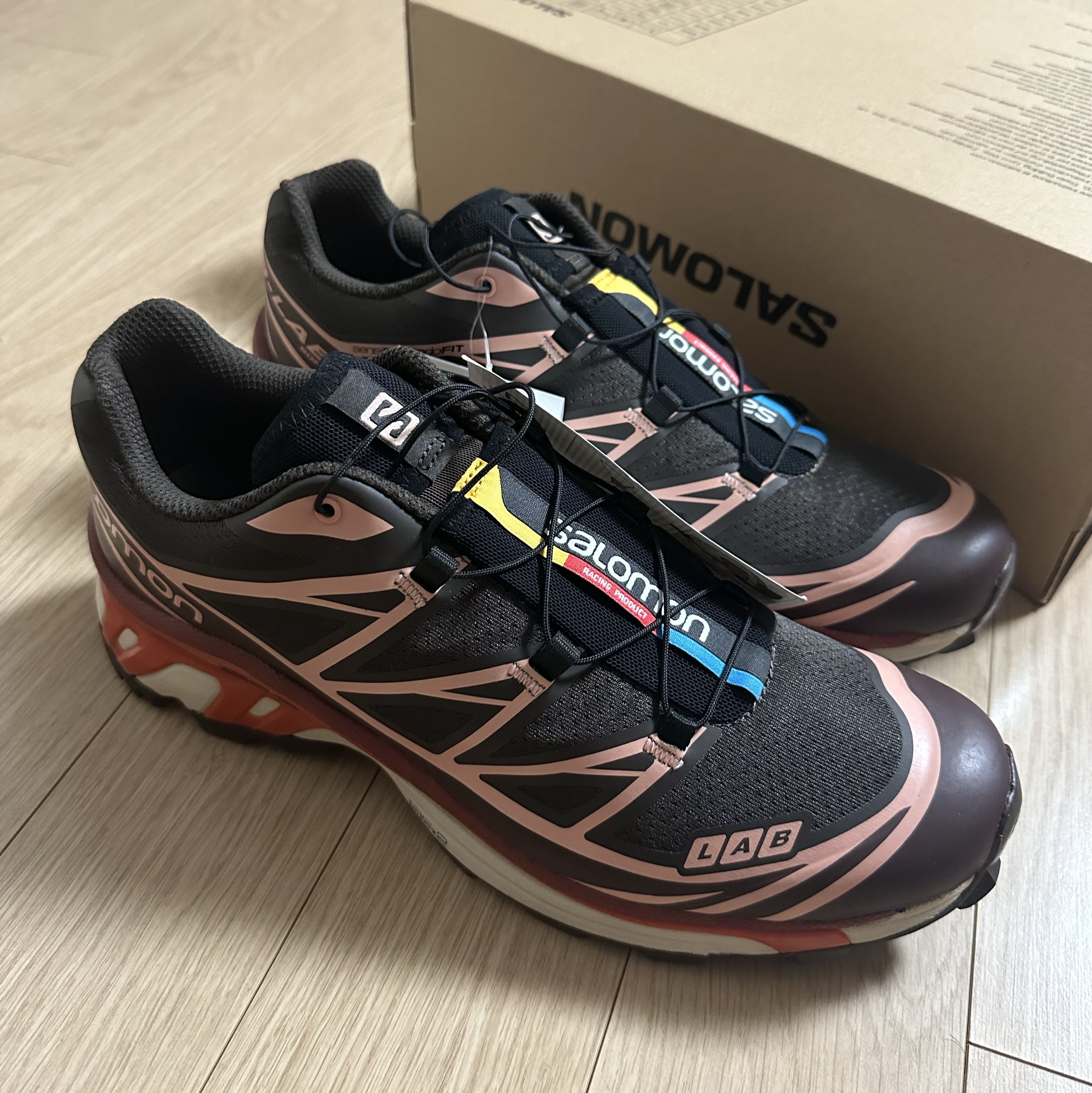 Salomon XT-6 Delicioso Chocolate Fondant 착용 스타일