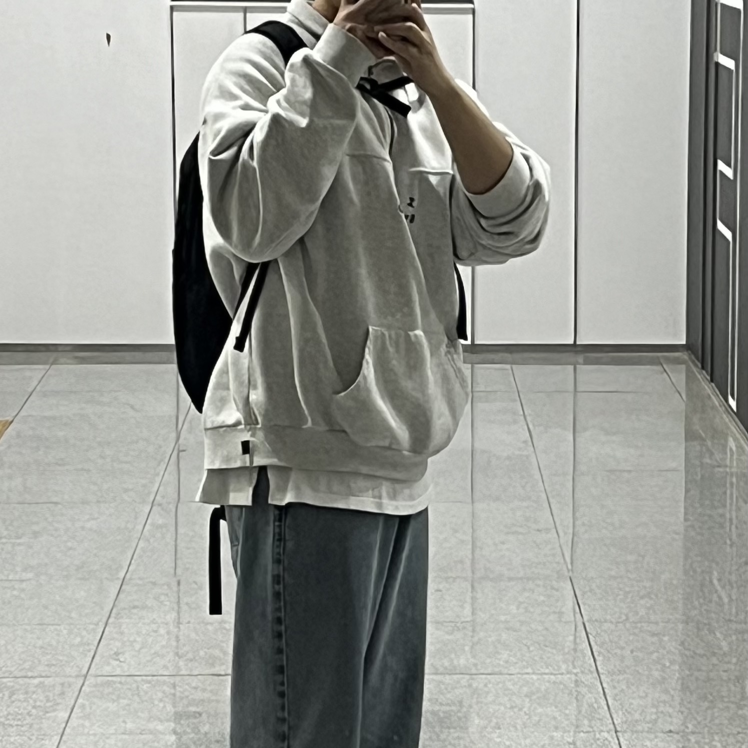 IAB Studio Half Zip Pullover Light Gray, Arc'teryx Mantis 16 Backpack Black 착용 스타일 - 1