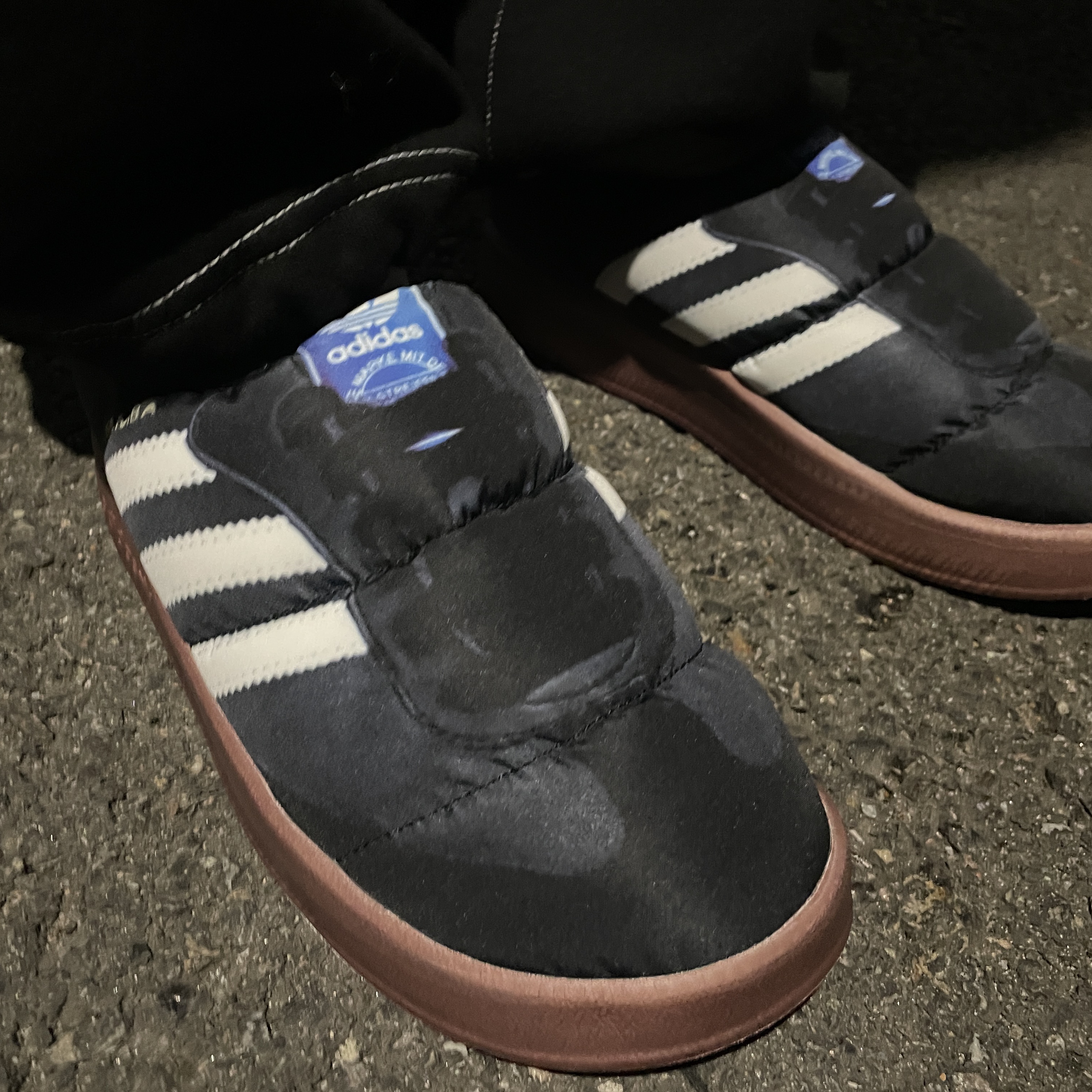 Adidas Puffylette Samba Core Black 착용 스타일 - 2