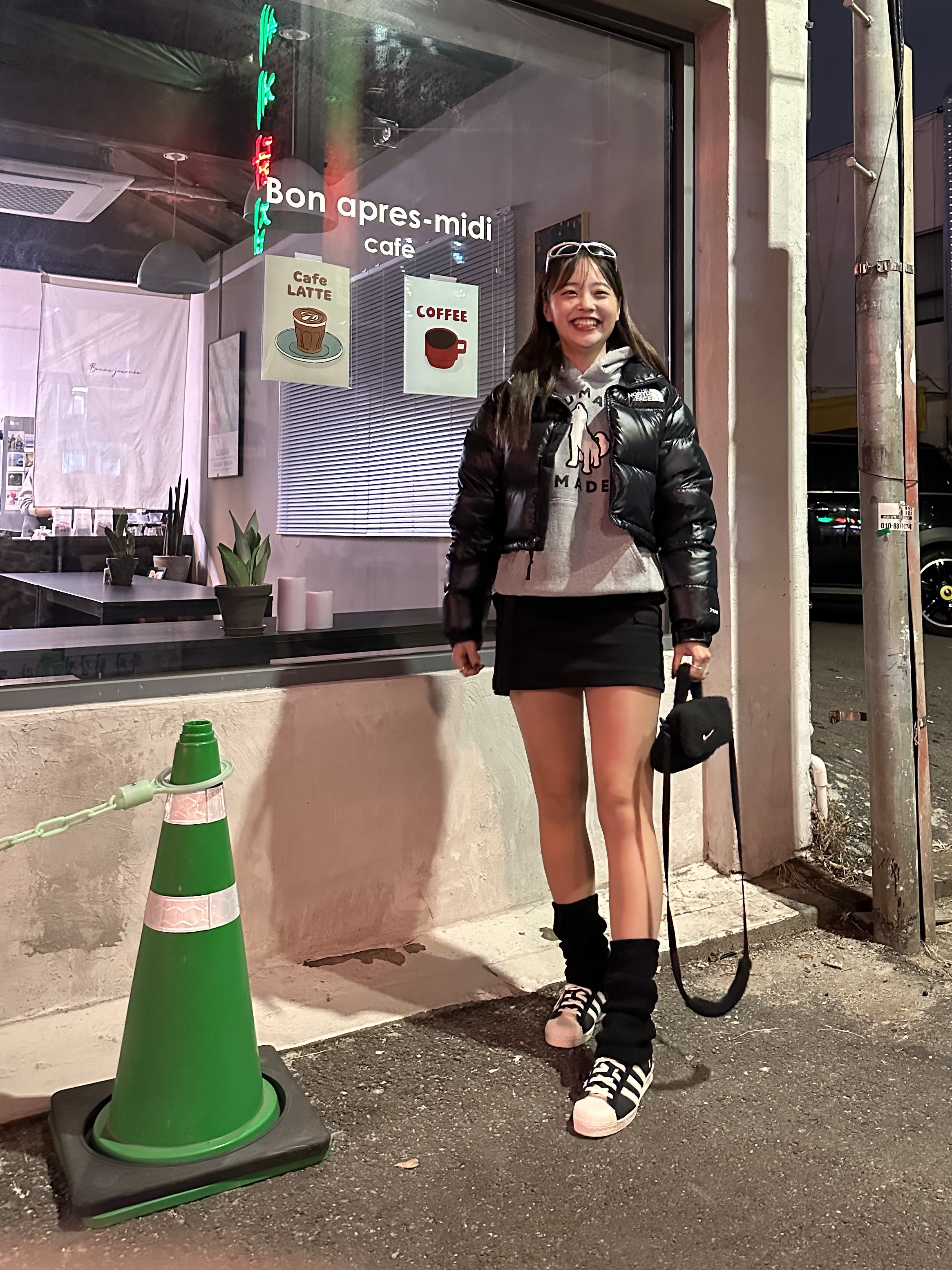 Human Made Worksout 20th Anniversary Jindo Dog Heavy Weight Hoodie Grey, (Kids) Nike NSW Faux Fur Crossbody Bag Black 착용 스타일 - 9