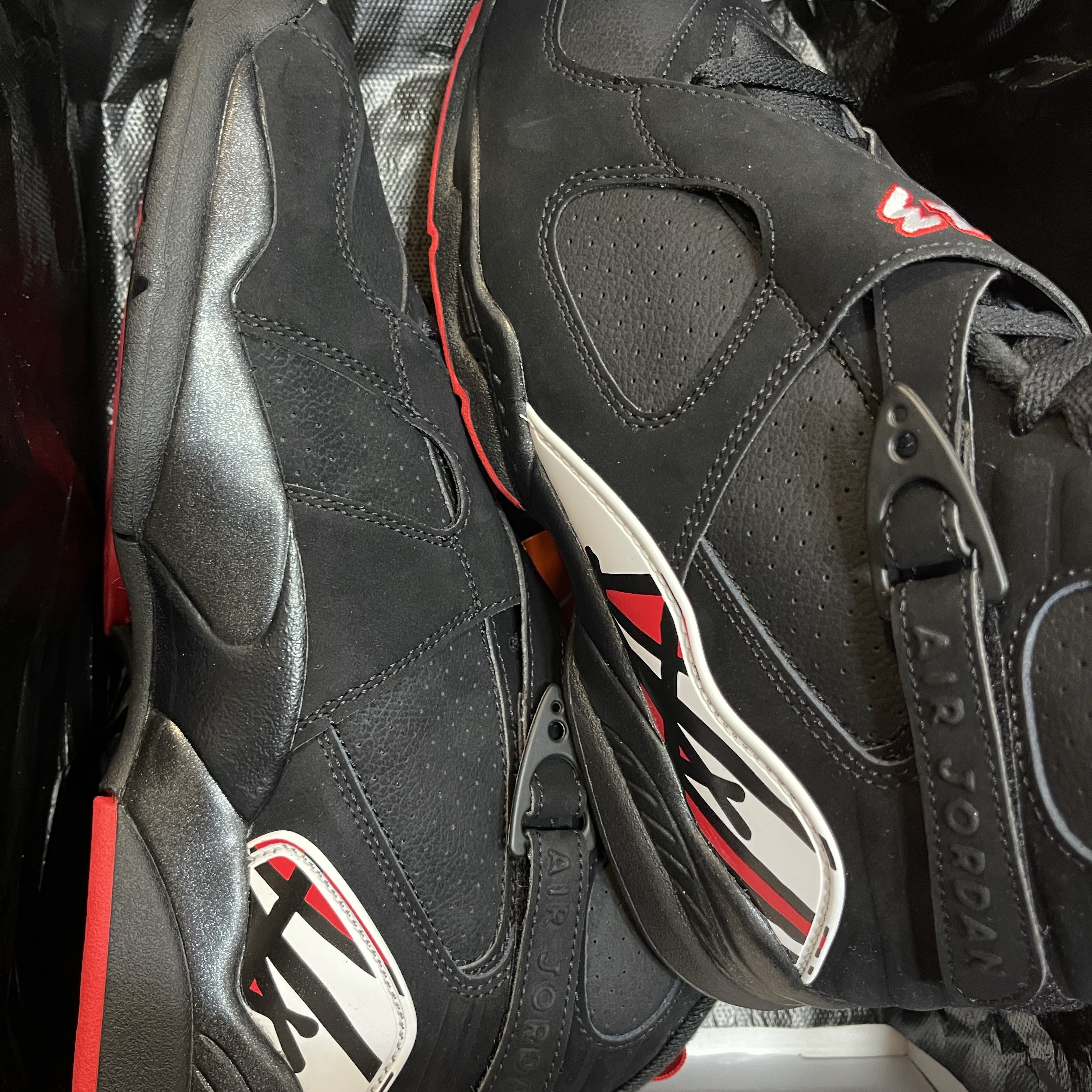 Jordan 8 Retro Playoffs 2023 착용 스타일