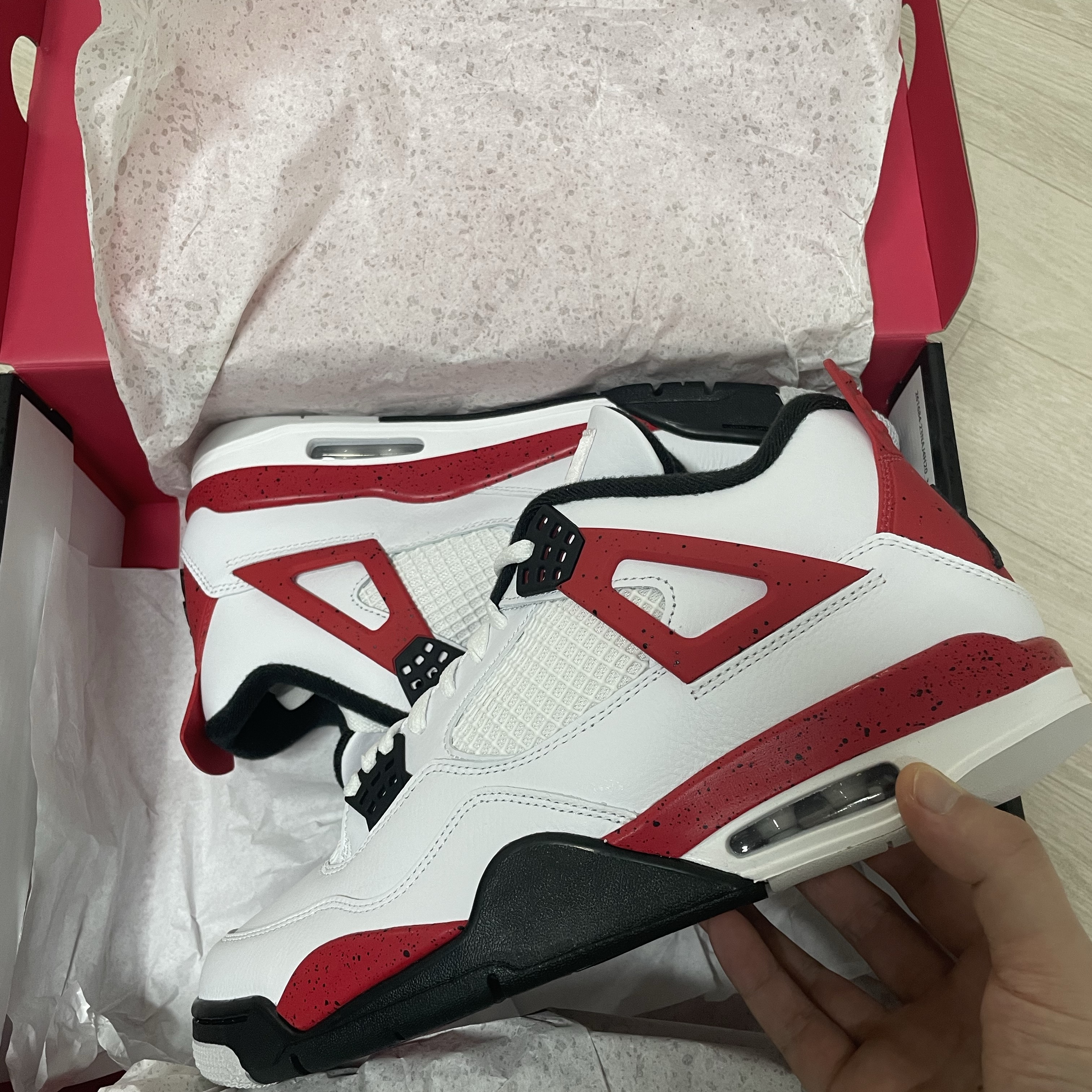 Jordan 4 Retro Red Cement 착용 스타일