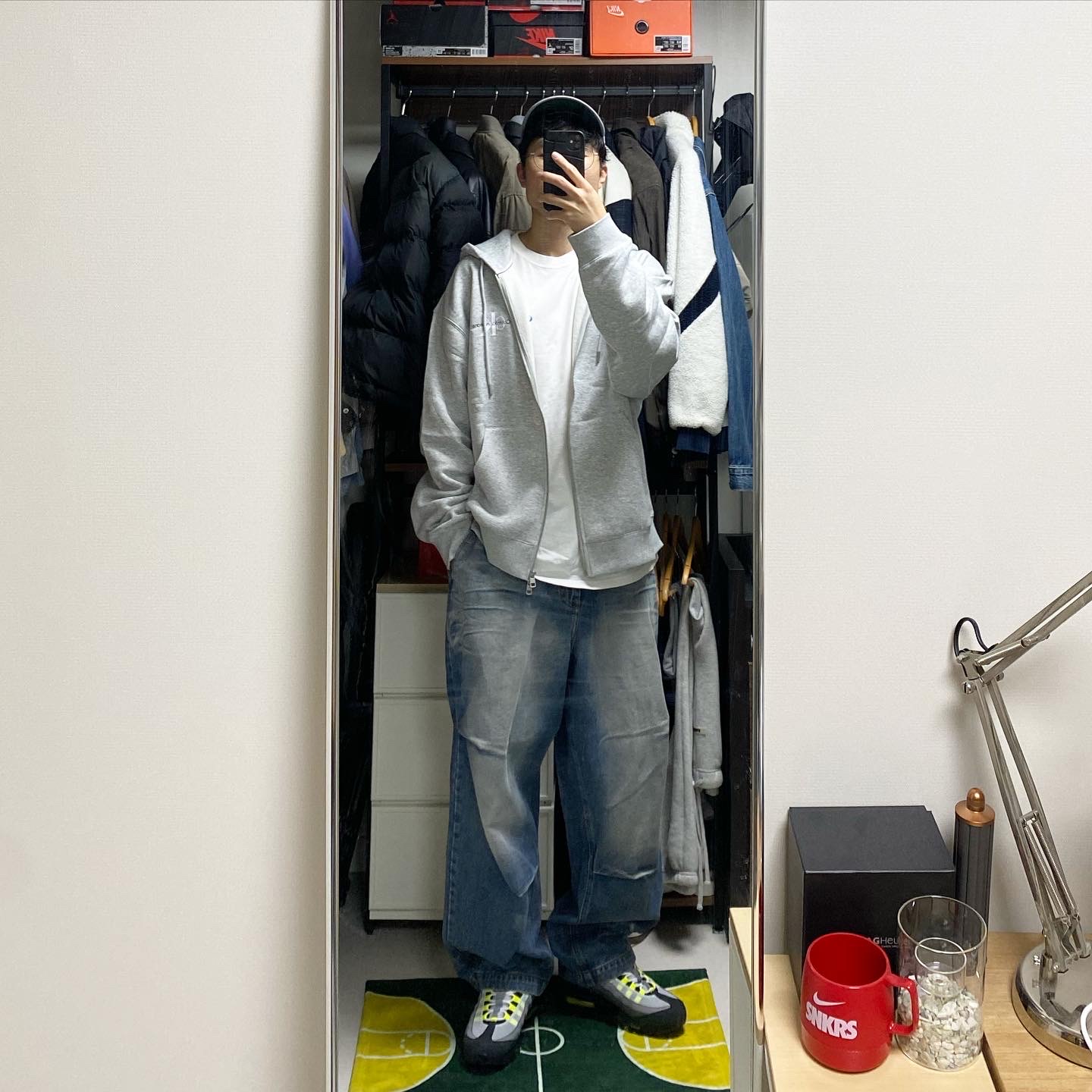 Nike Air Max 95 OG Neon Yellow 2020, Double RL Garment Dyeing Twill Ball Cap Blue 착용 스타일 - 2