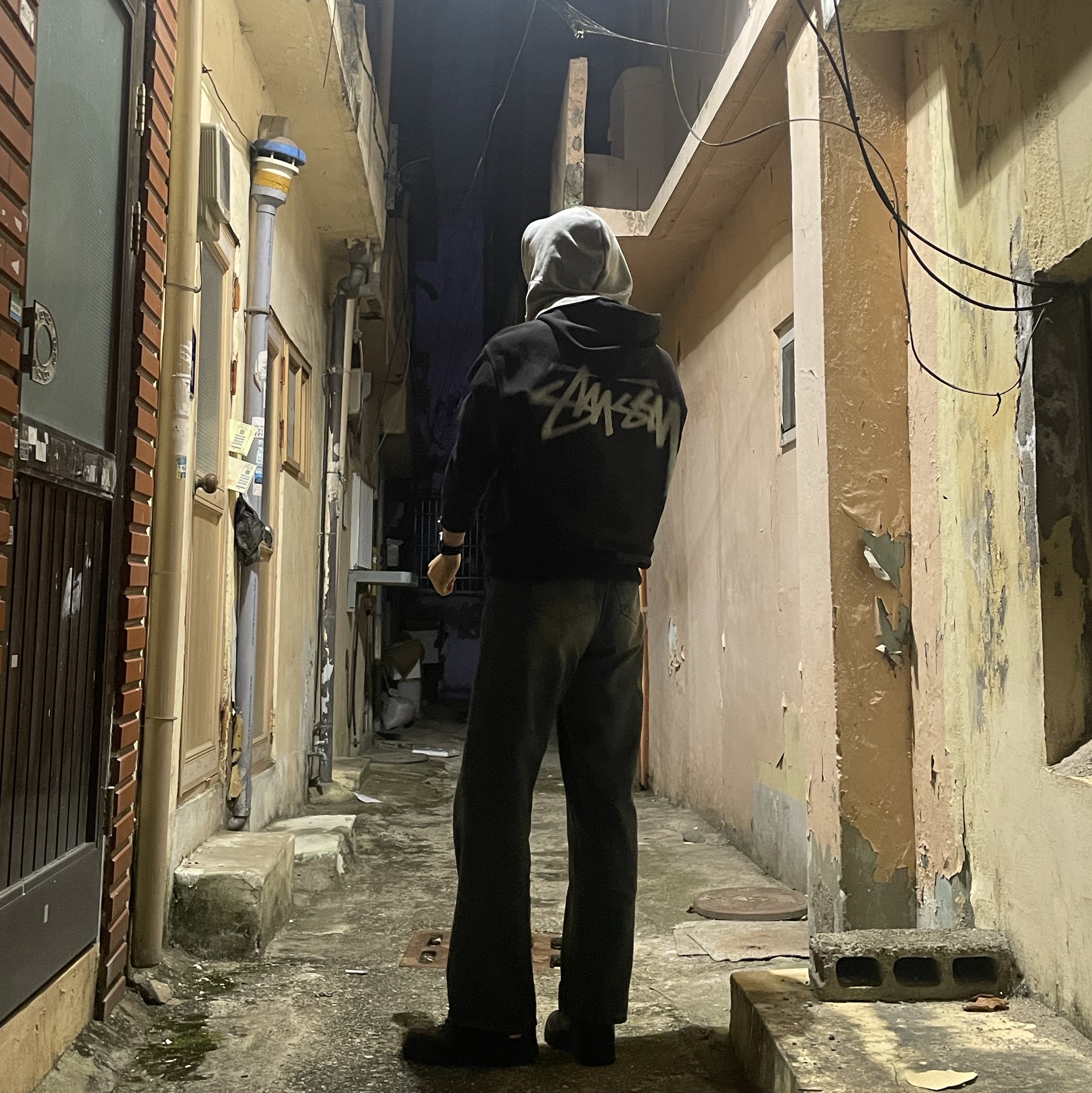 Stussy Dizzy Stock Hoodie Black, Nike x Supreme Air Force 1 Low Black 착용 스타일 - 2