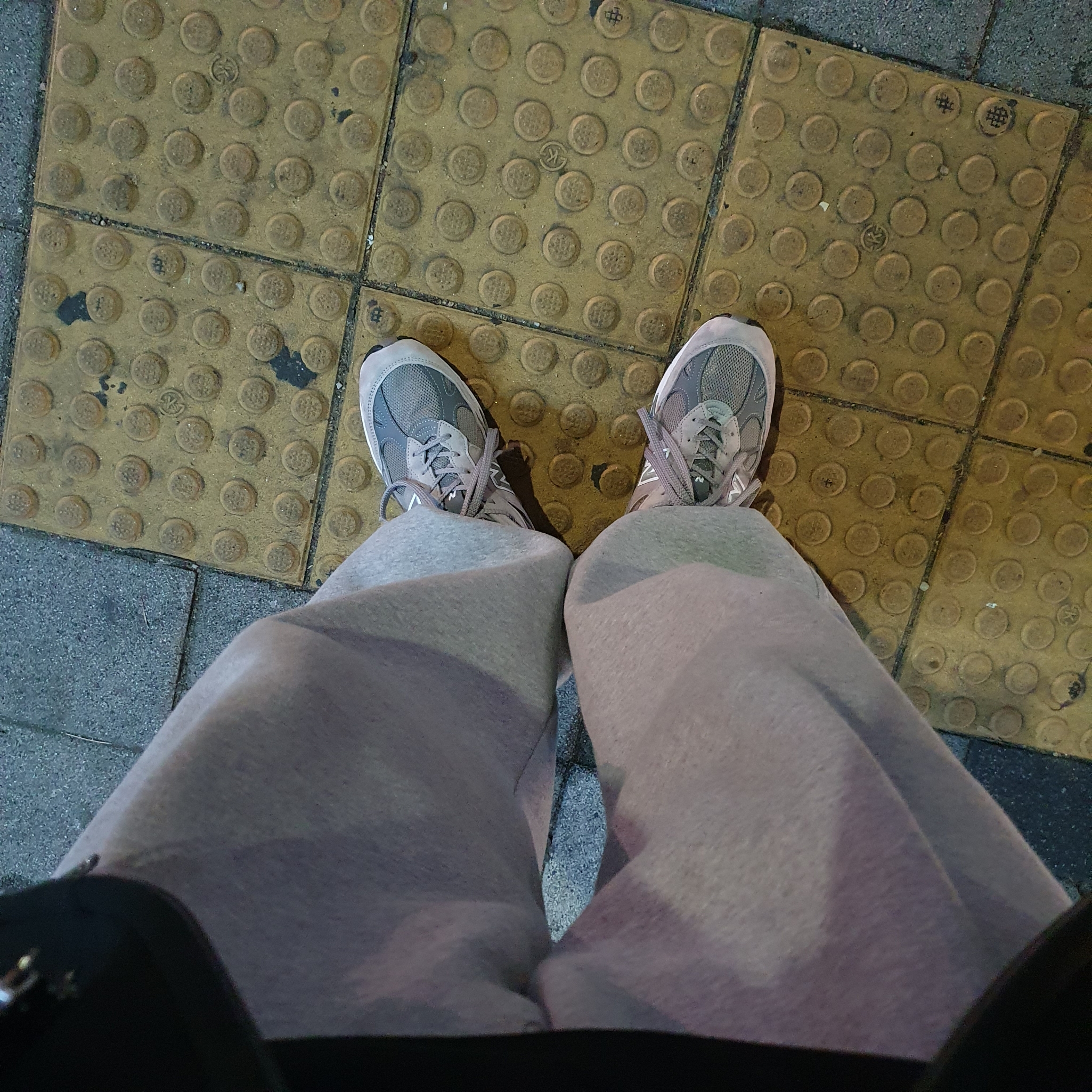 New Balance 991 Made in UK Grey 착용 스타일 - 2