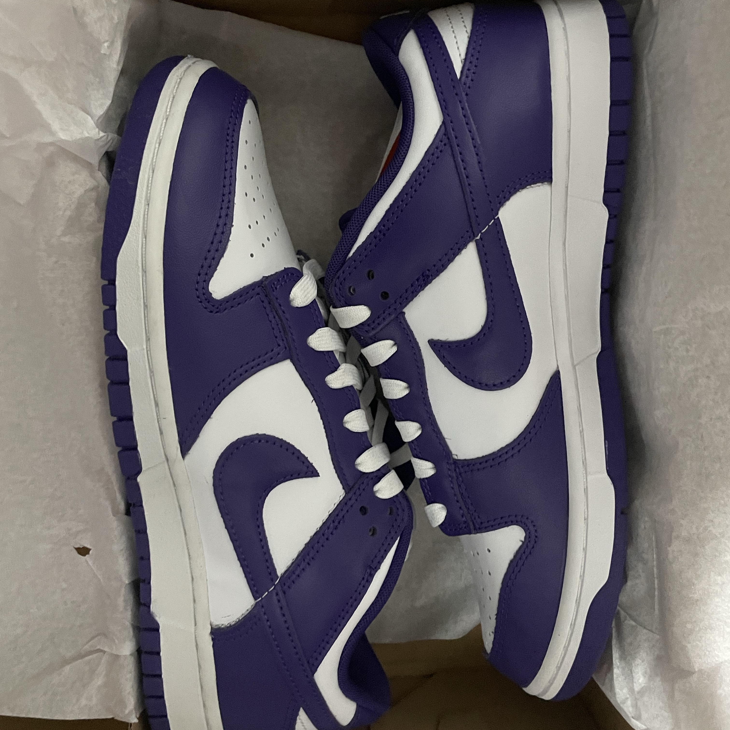 Nike Dunk Low Retro Championship Court Purple 착용 스타일