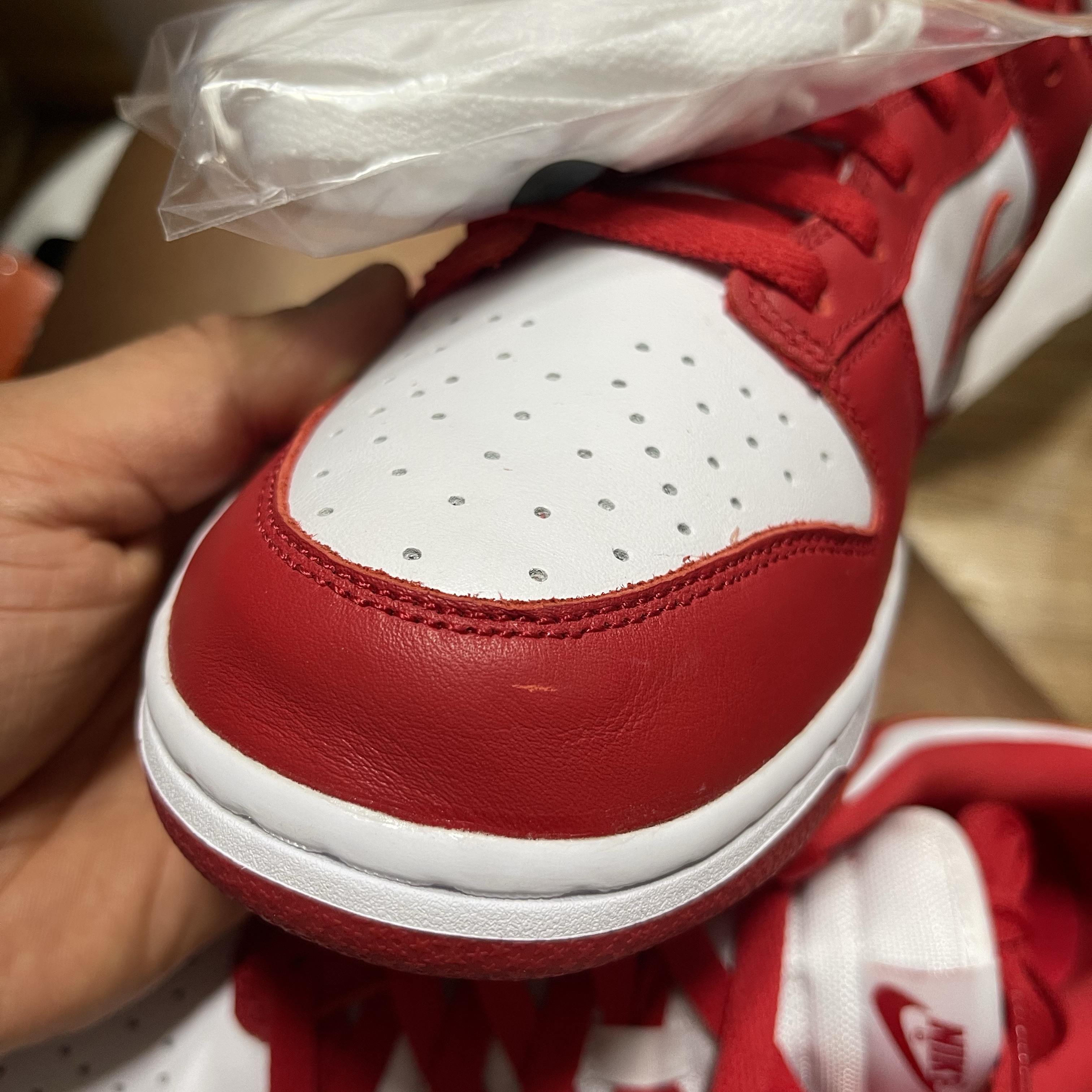 (W) Nike Dunk Low Retro PRM Team Red and White 착용 스타일